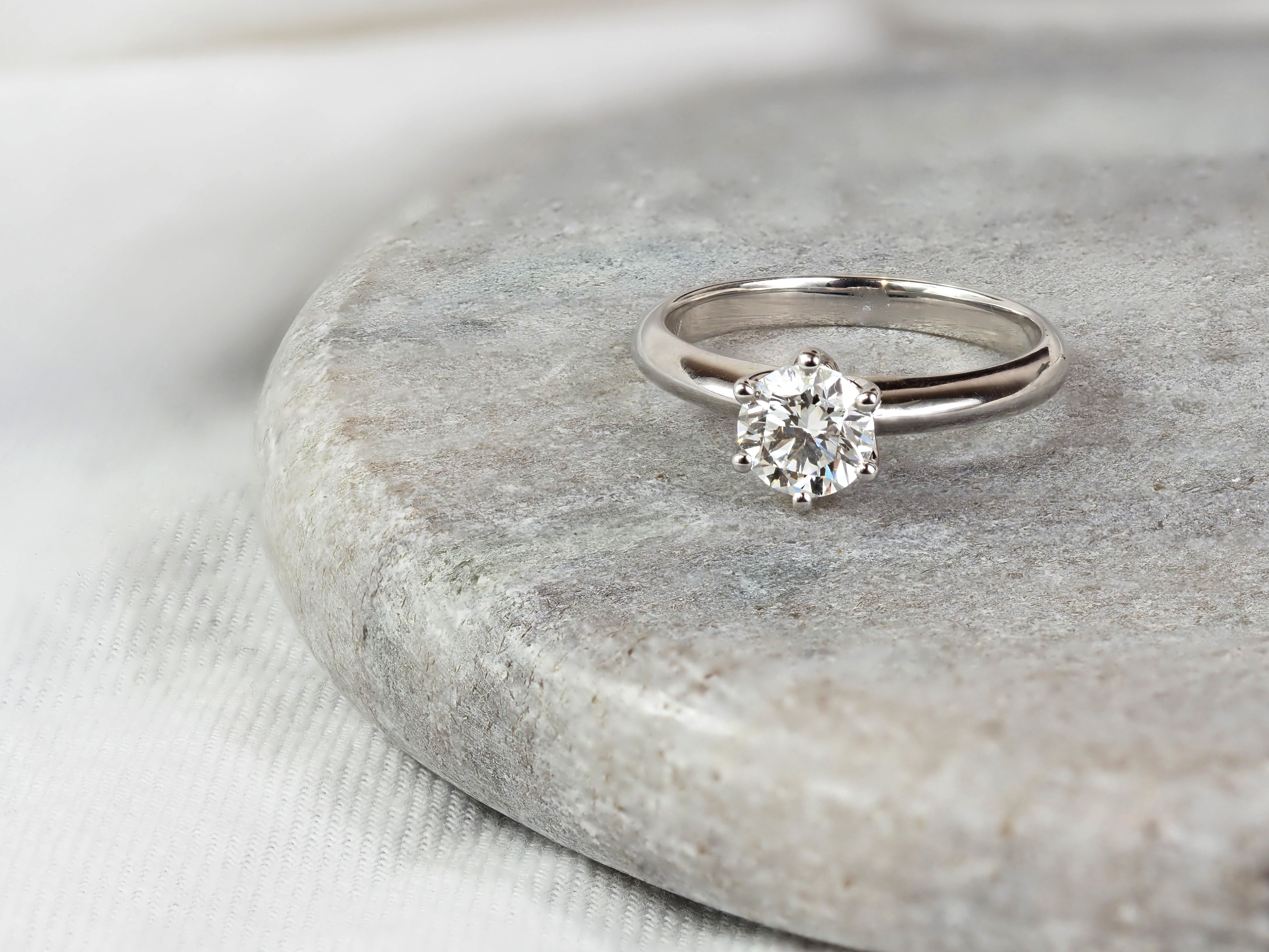 14ct White Gold Round Lab-Grown Diamond Engagement Ring, 1.02ct Total