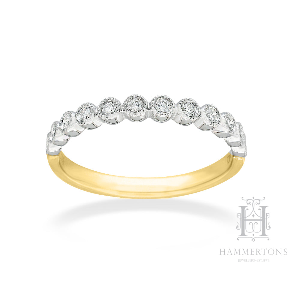 9ct Yellow and White gold Vintage style ring, equaling 0.22ct