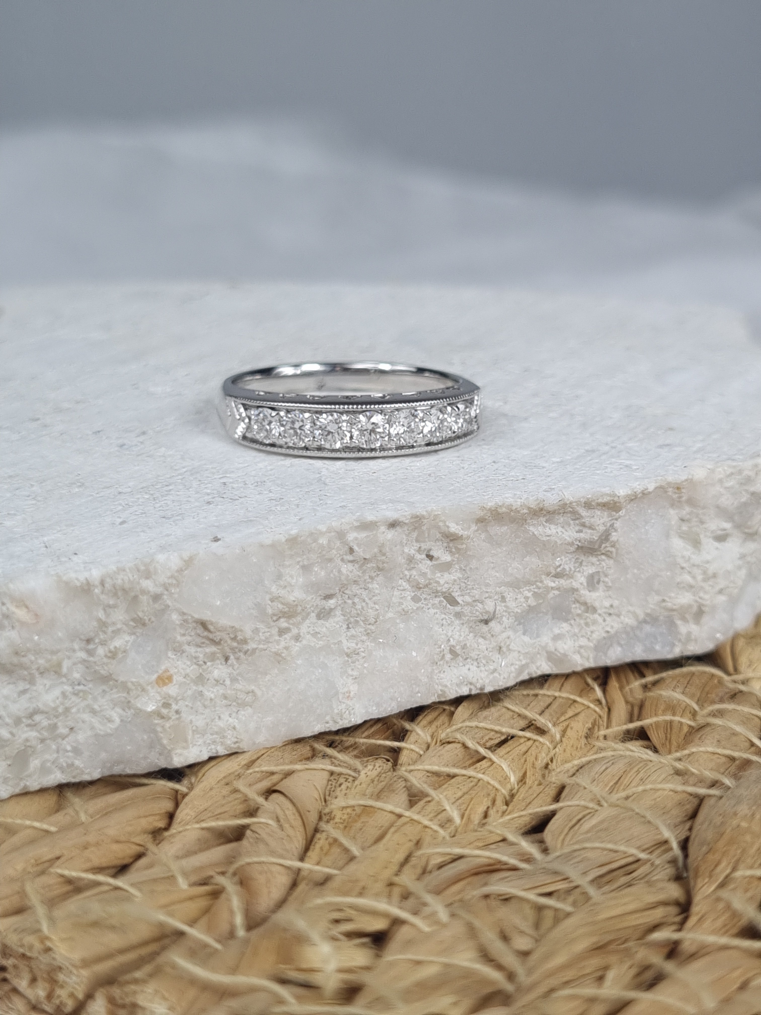 18ct White Gold Diamond Dress ring, 0.50ct total