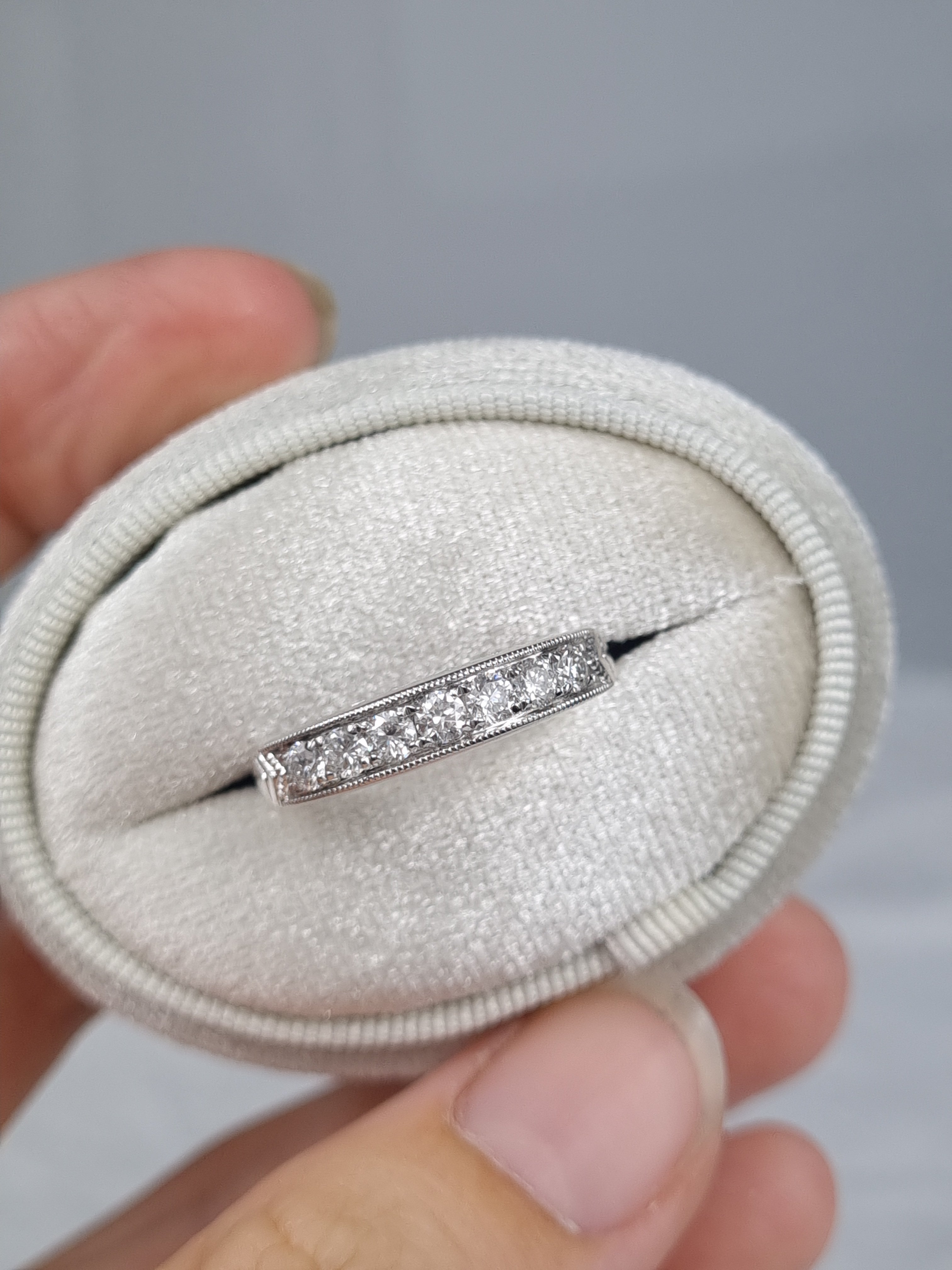 18ct White Gold Diamond Dress ring, 0.50ct total