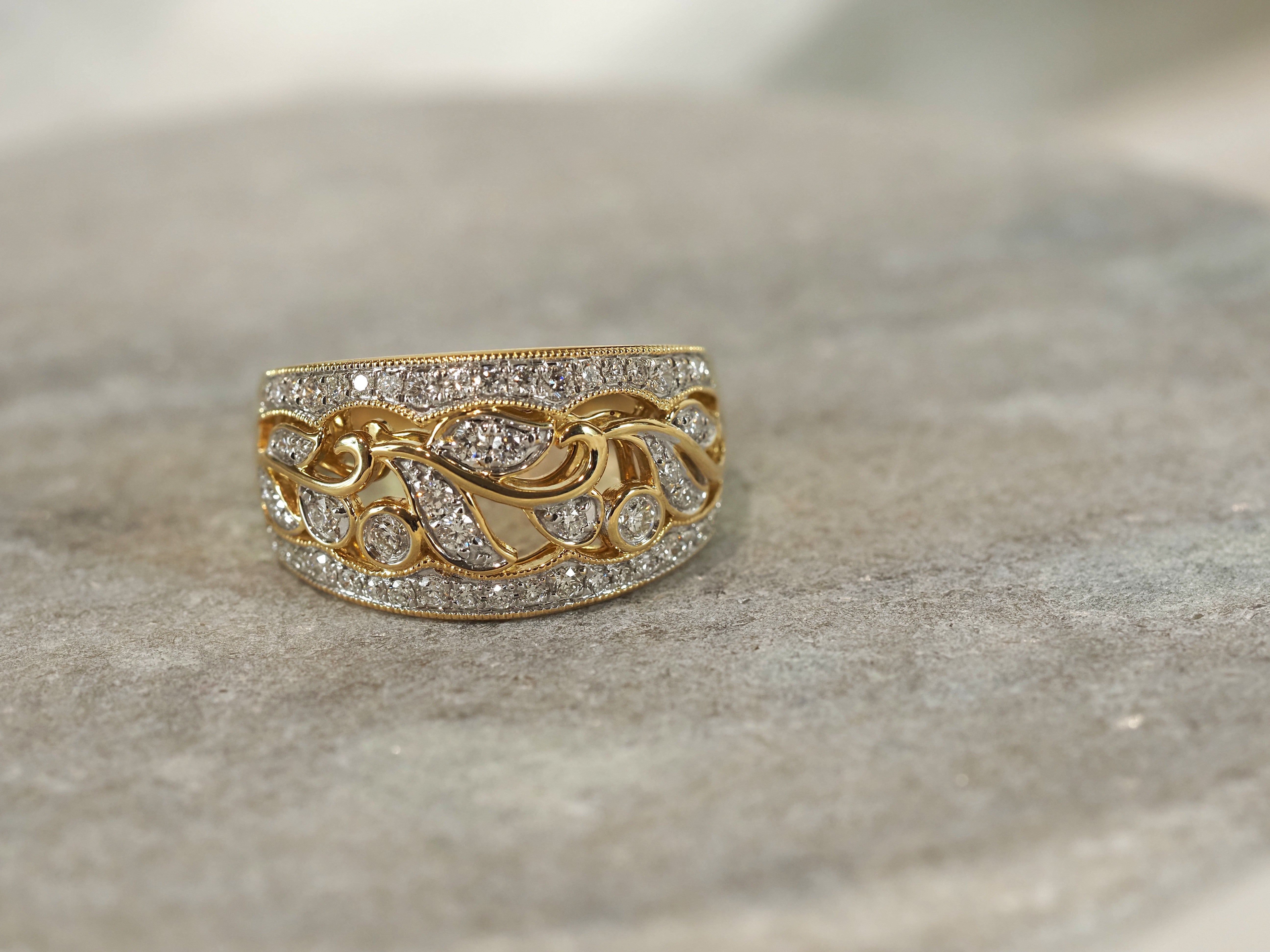 18ct Yellow and White Gold Filigree Diamond Ring, 0.509ct total