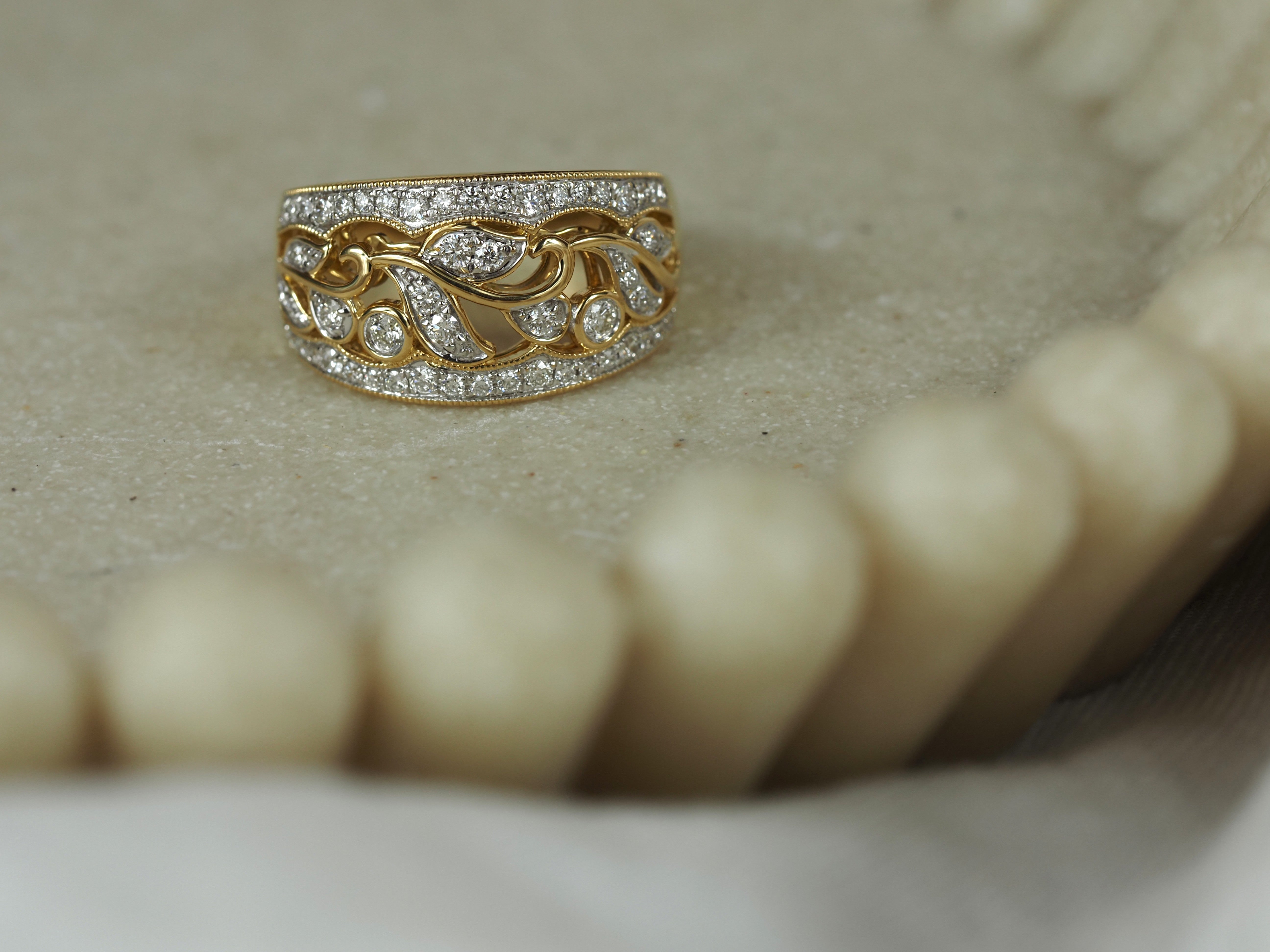 18ct Yellow and White Gold Filigree Diamond Ring, 0.509ct total