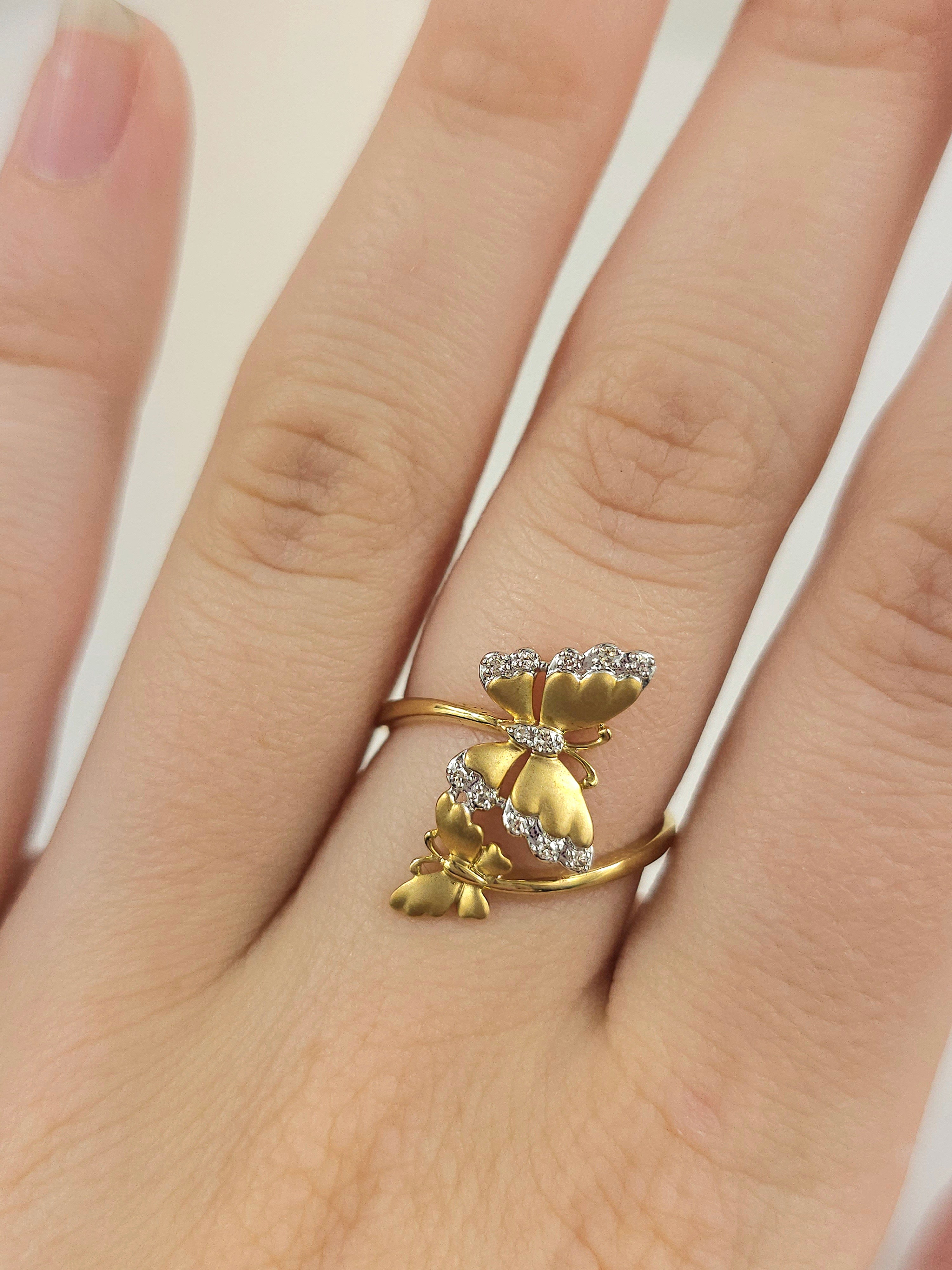9ct Yellow Gold Double Butterfly shape and Diamond ring