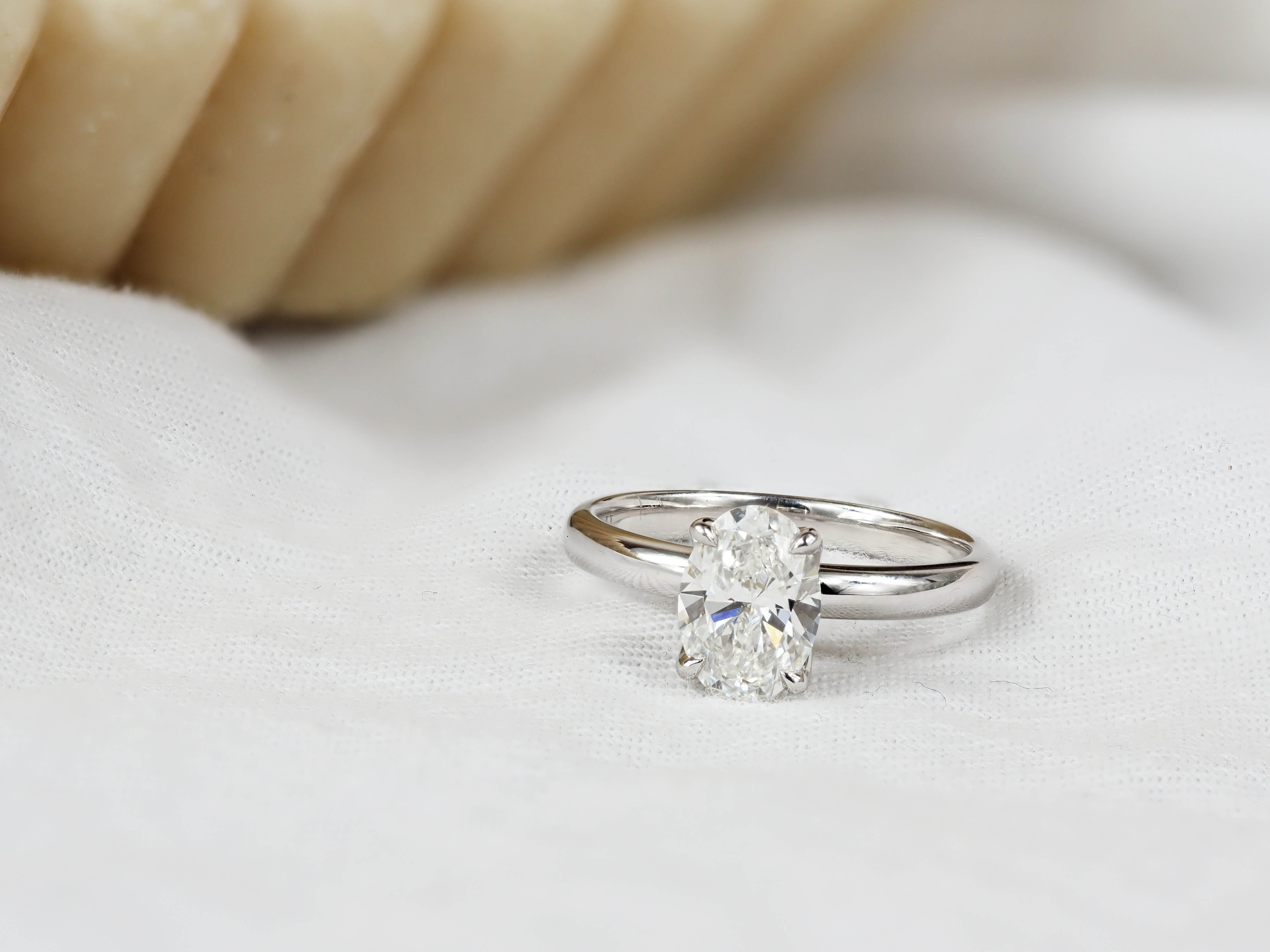 18ct White Gold Lab-Grown Oval Cut Diamond Engagement ring, 1.35ct centre