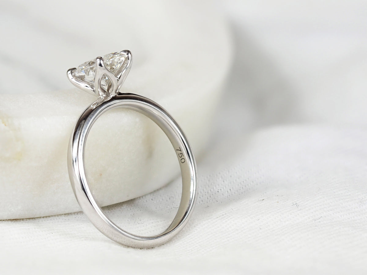 18ct White Gold Lab-Grown Oval Cut Diamond Engagement ring, 1.35ct centre