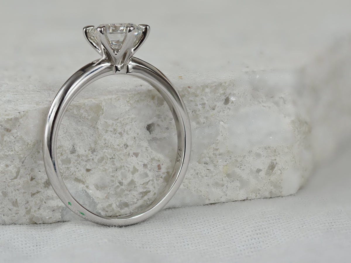 9ct White Gold Lab-Grown Round Brilliant Cut Diamond Engagement Ring, 1ct Centre