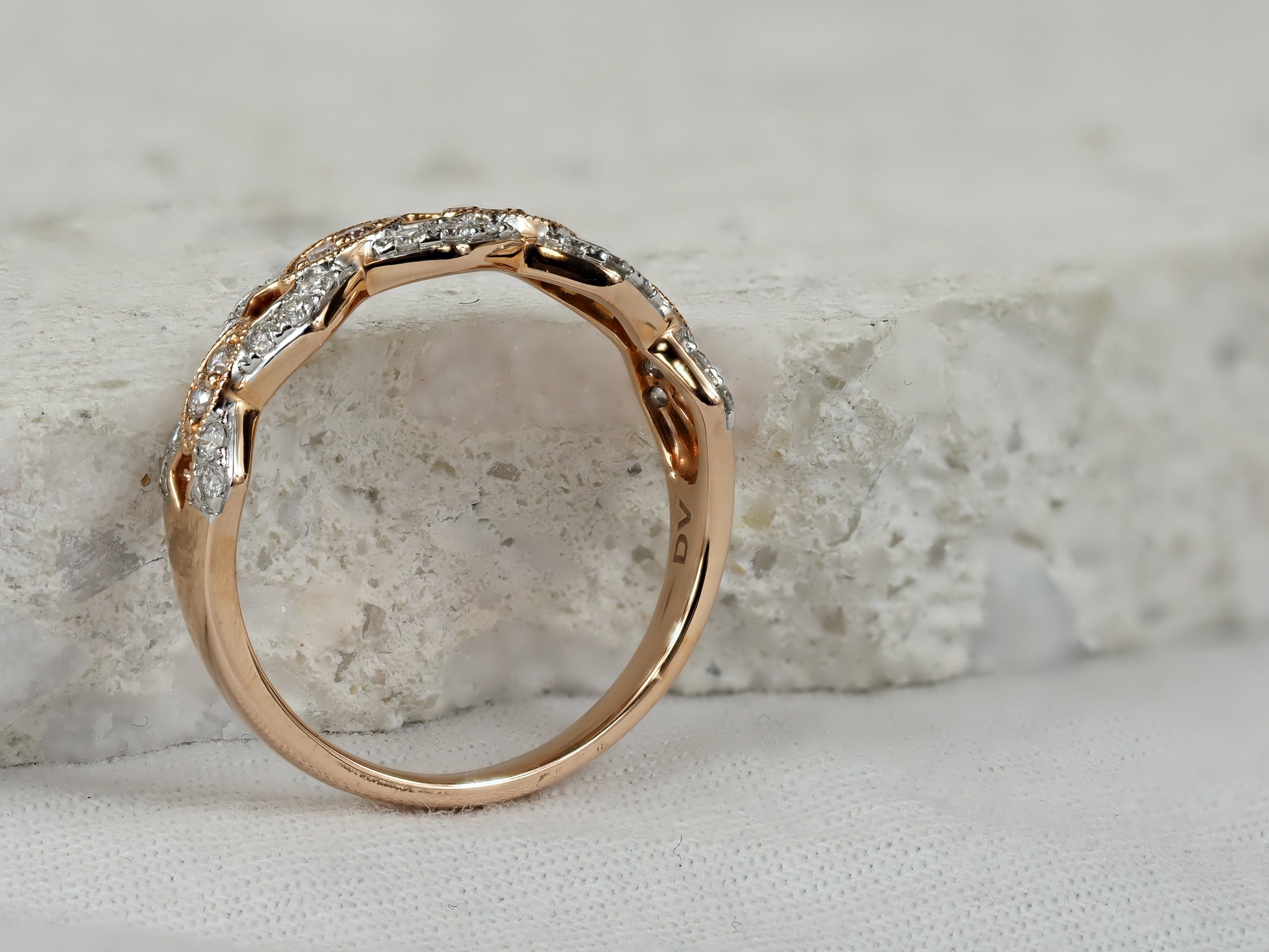 18ct Rose and White Gold Pink Diamond and Diamond ring, 0.40ct total