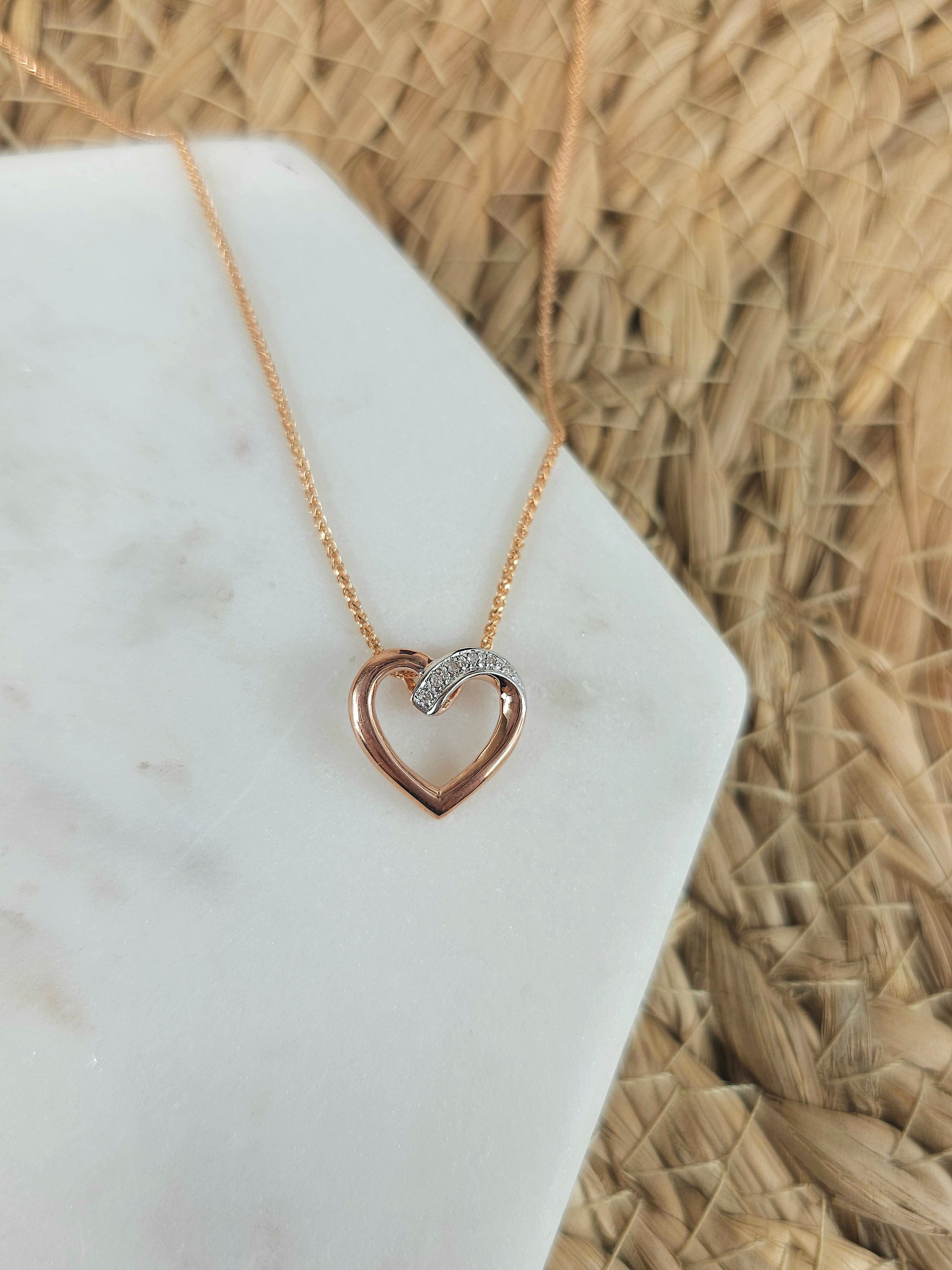 9ct rose gold diamond heart pendant