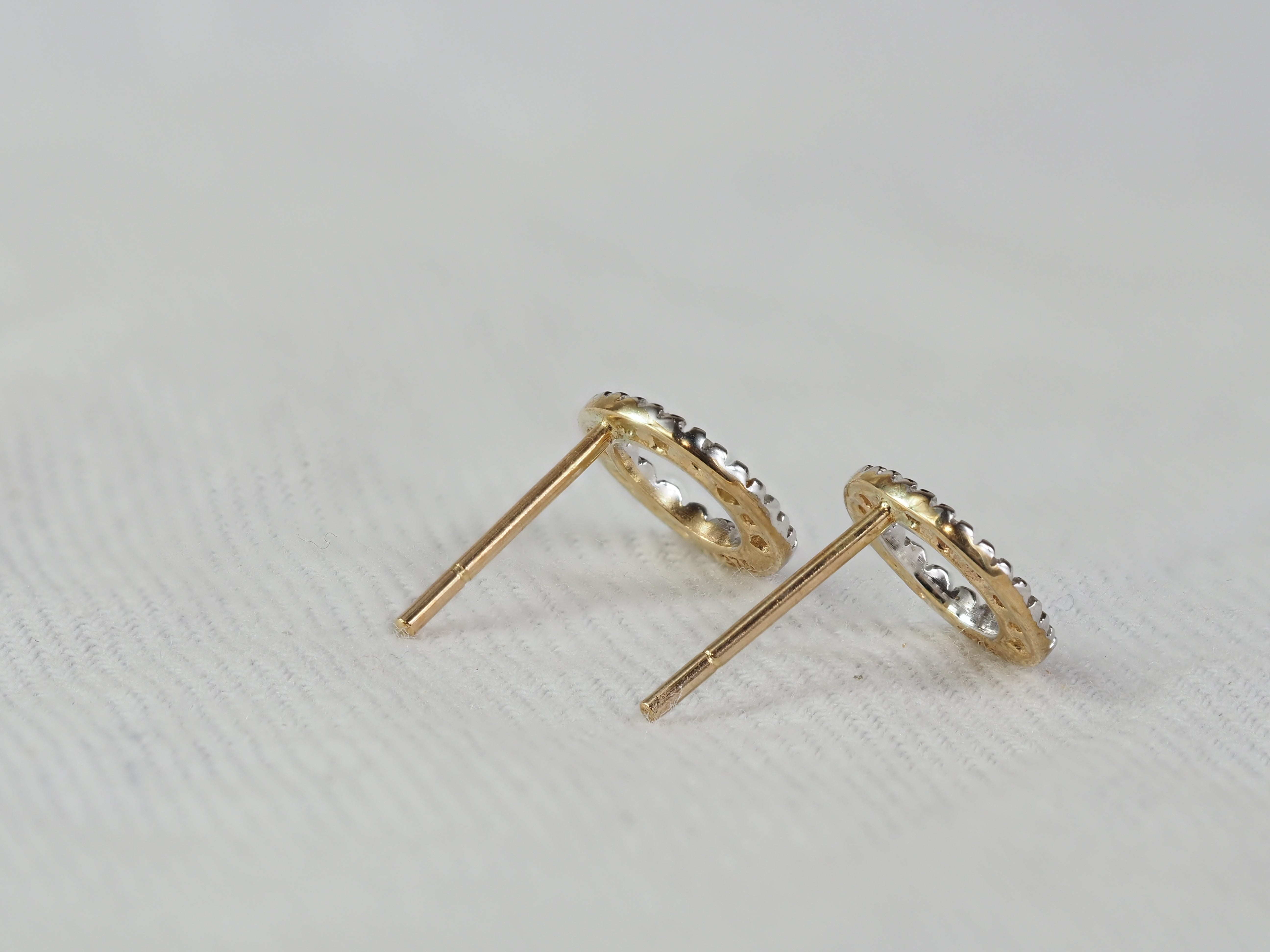 9ct Yellow Gold Diamond Circle Stud Earrings