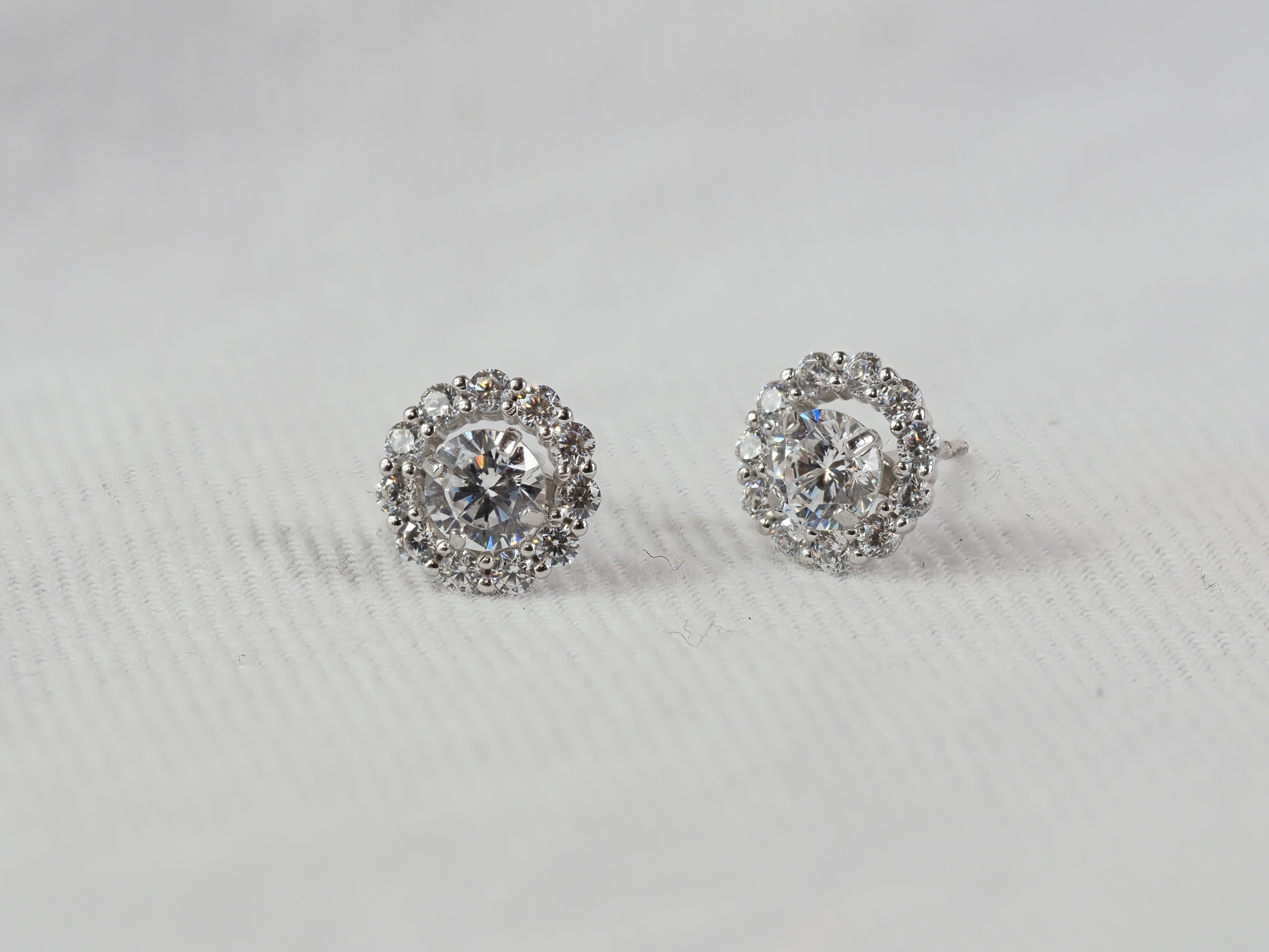 9ct White Gold Cubic Zirconia Stud Earrings