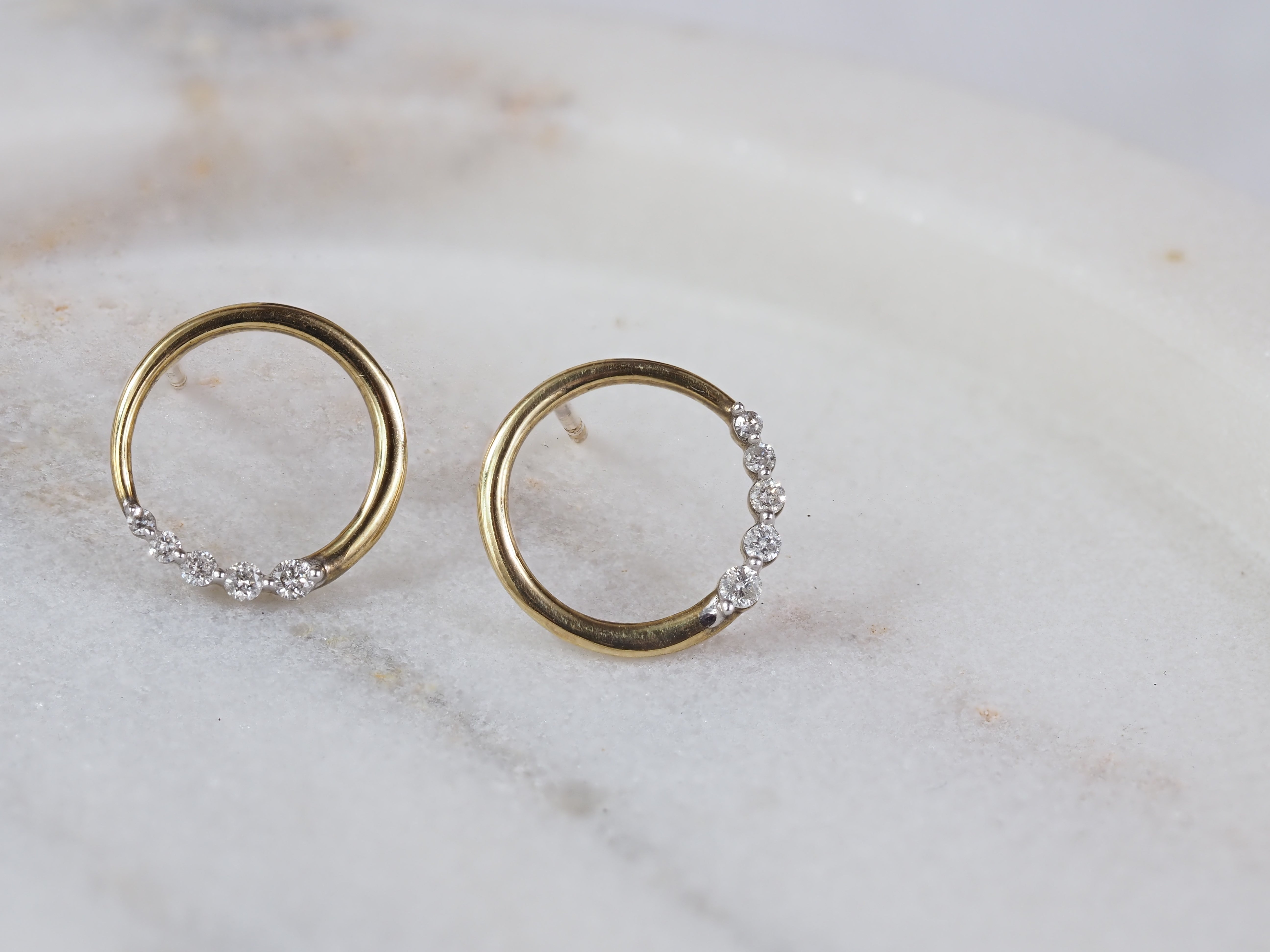 9ct Yellow Gold Open Circle Diamond Stud Earrings