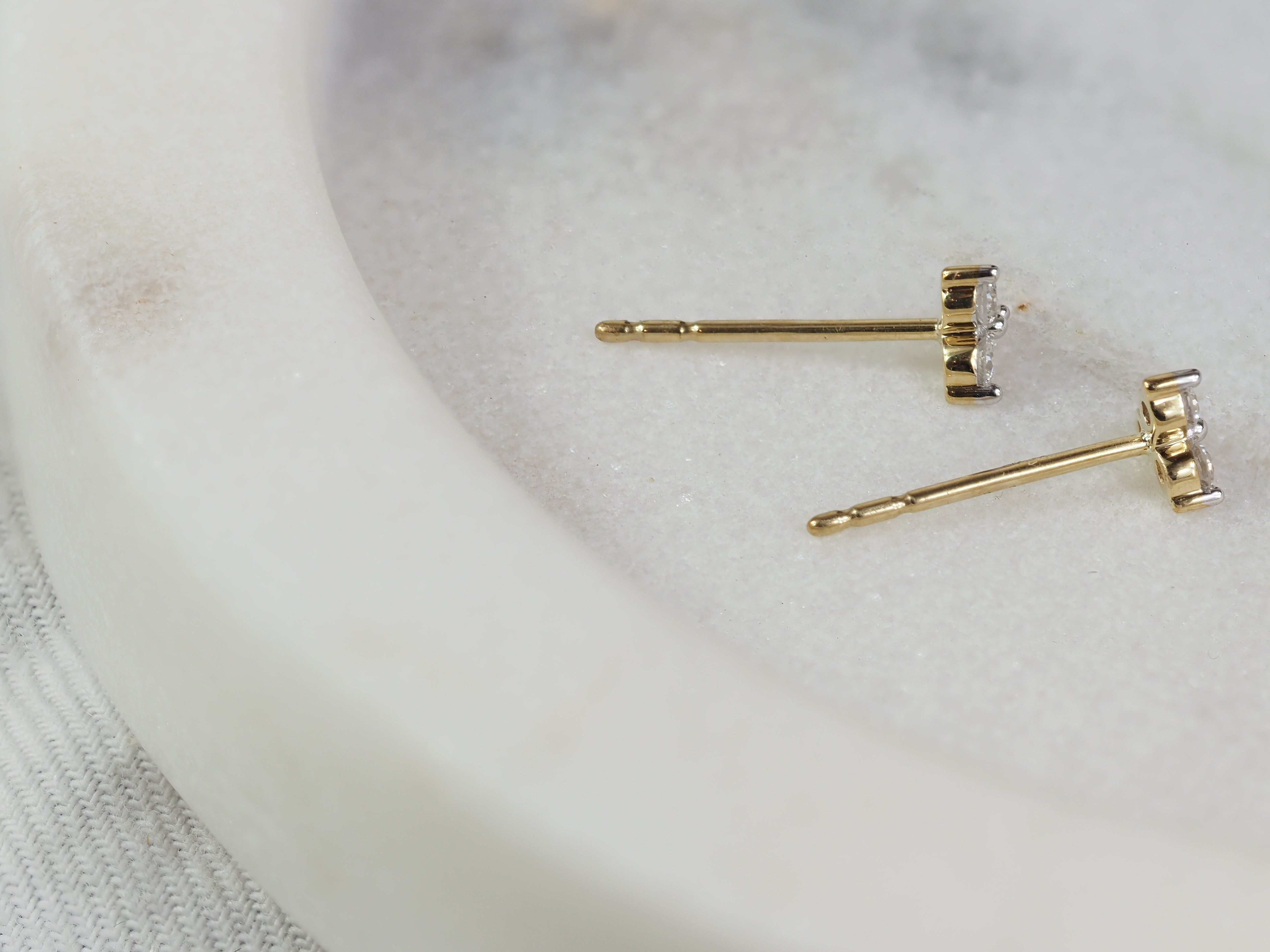 9ct Yellow Gold Flower Diamond Stud Earrings