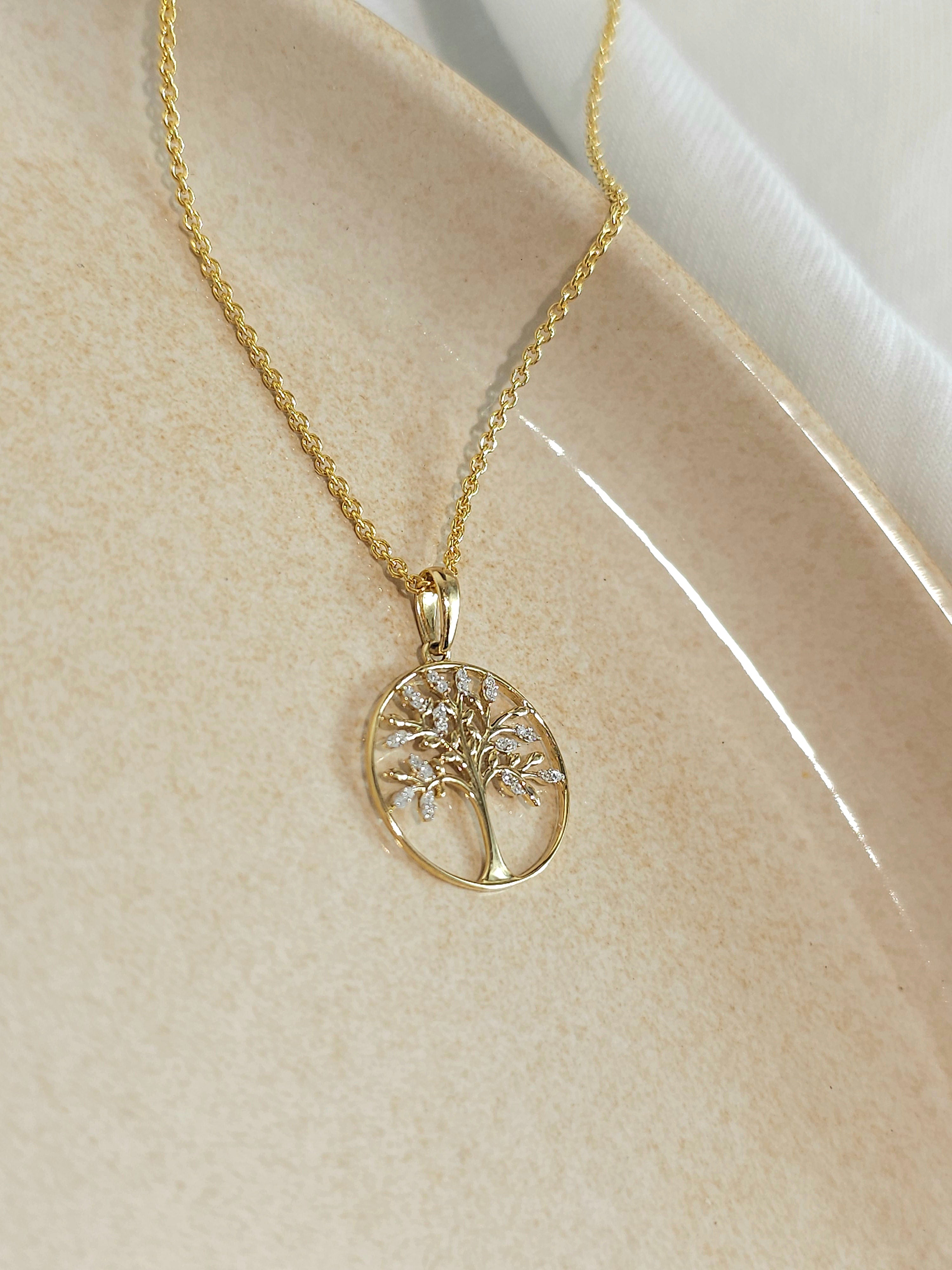 9ct 0.05ct diamond tree of life pendant