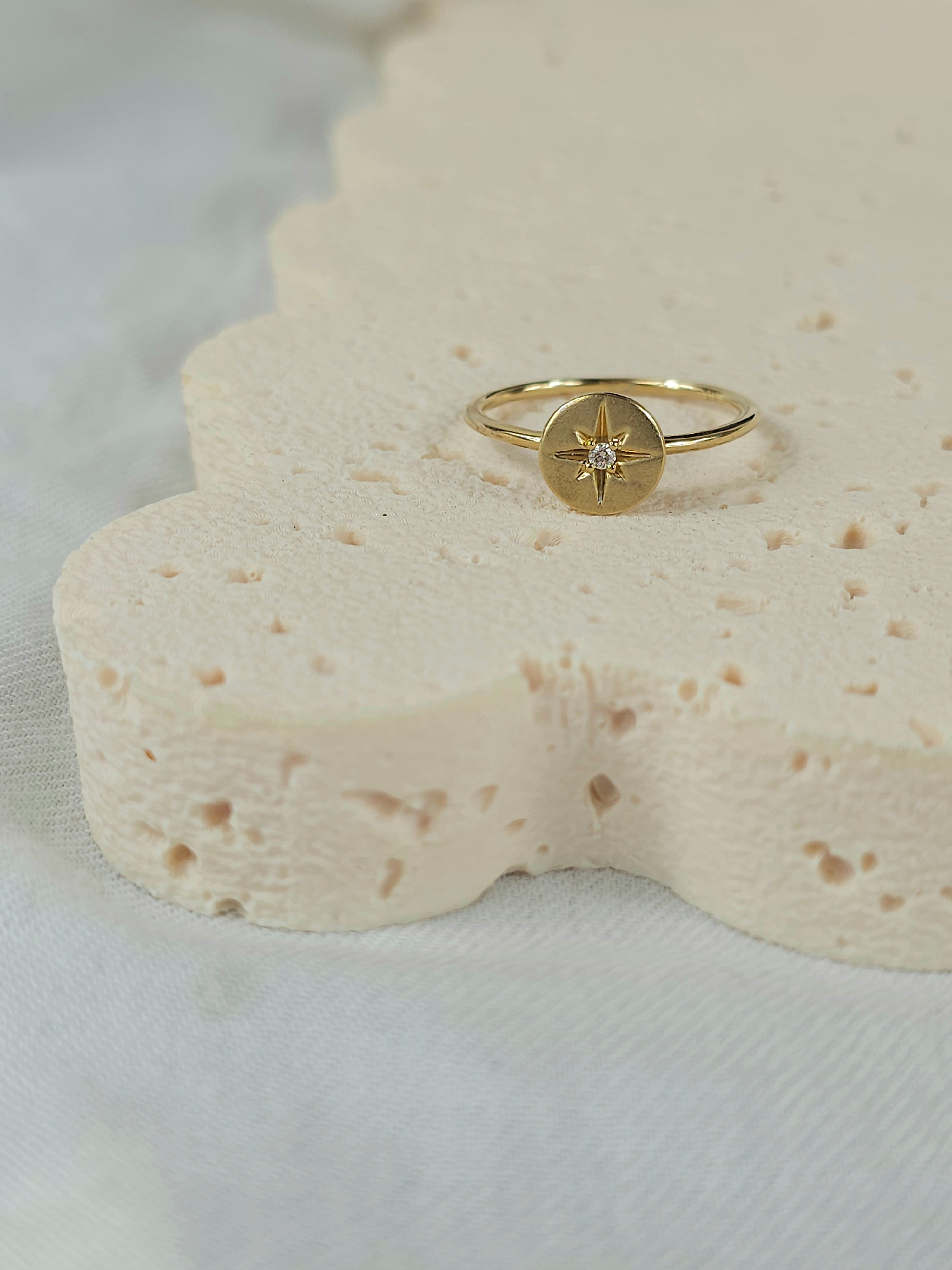 9ct diamond star ring