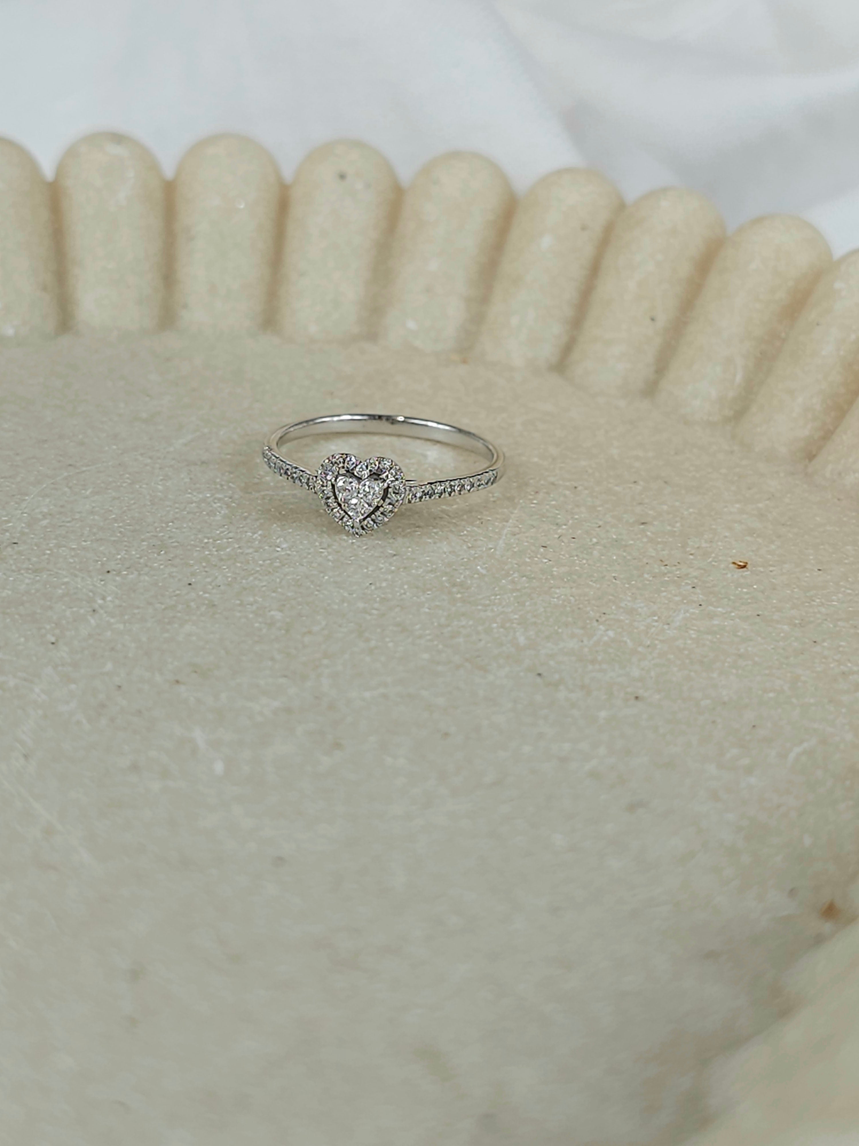 9ct White Gold 0.15ct Diamond Heart Cluster Halo Ring