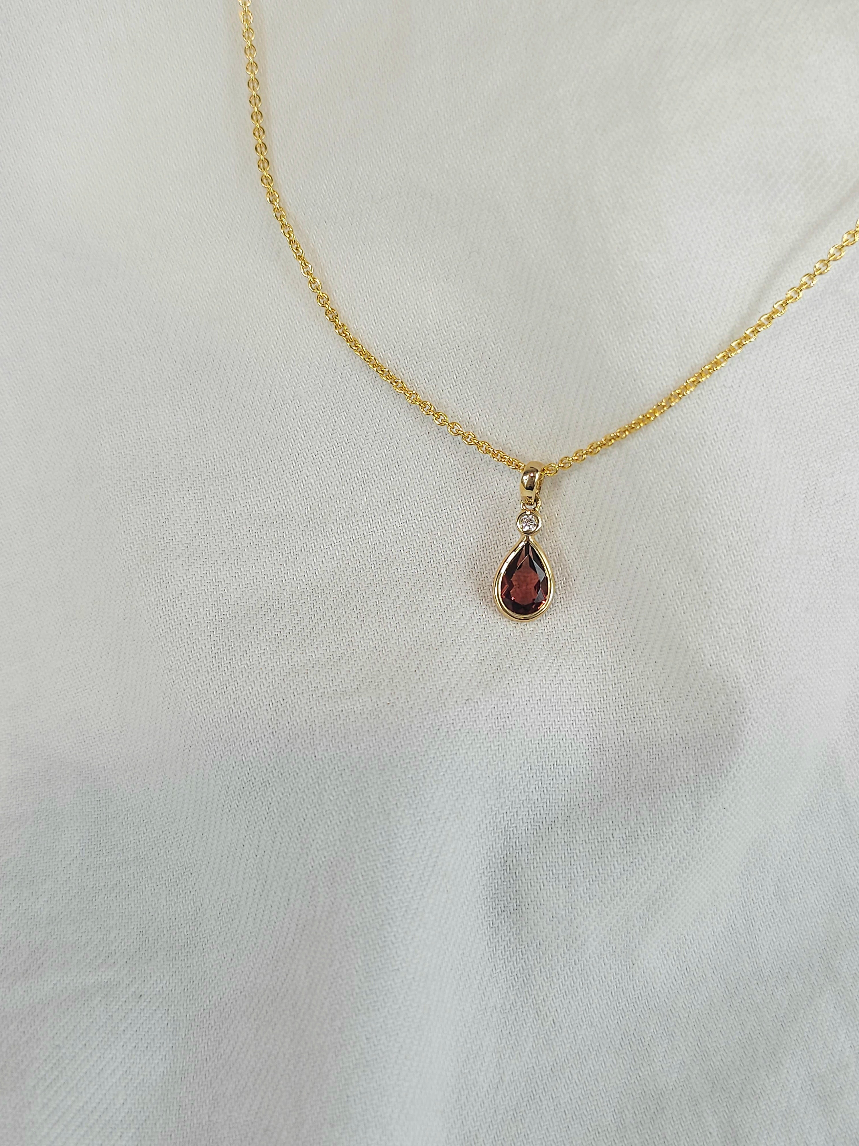 9ct Garnet & Cubic Zirconia Pendant