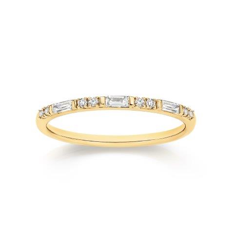 9ct Yellow Gold Round and Baguette Diamond Ring, 0.15ct Total