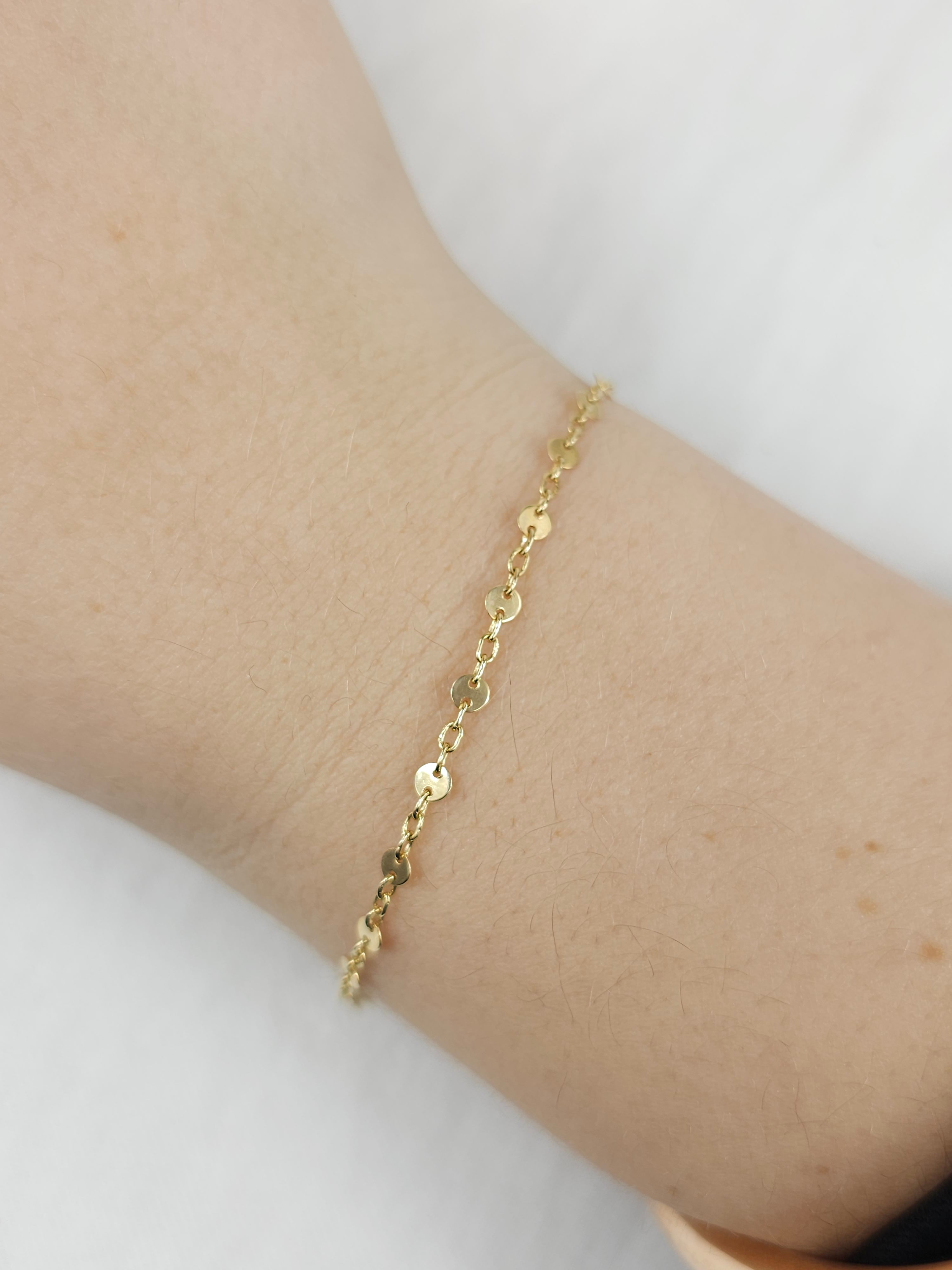 9ct Yellow Gold Flat disc Bracelet