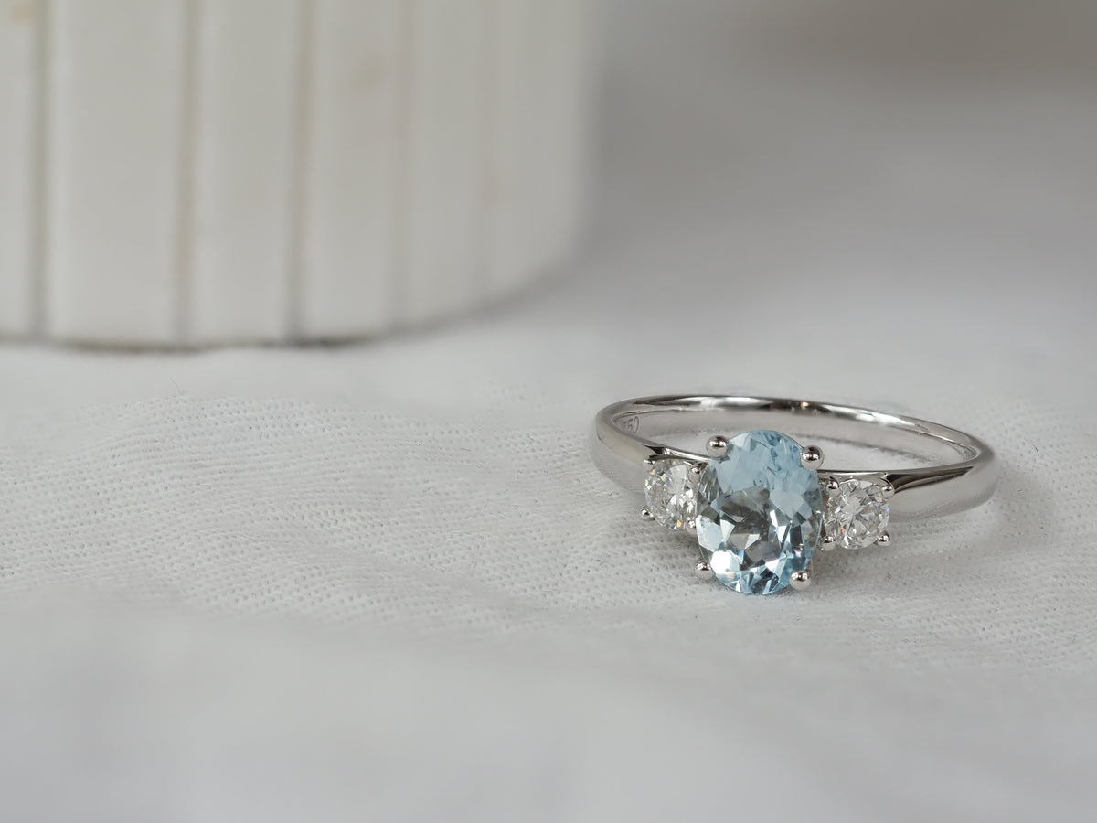 18ct White Gold Aquamarine and Diamond dress ring