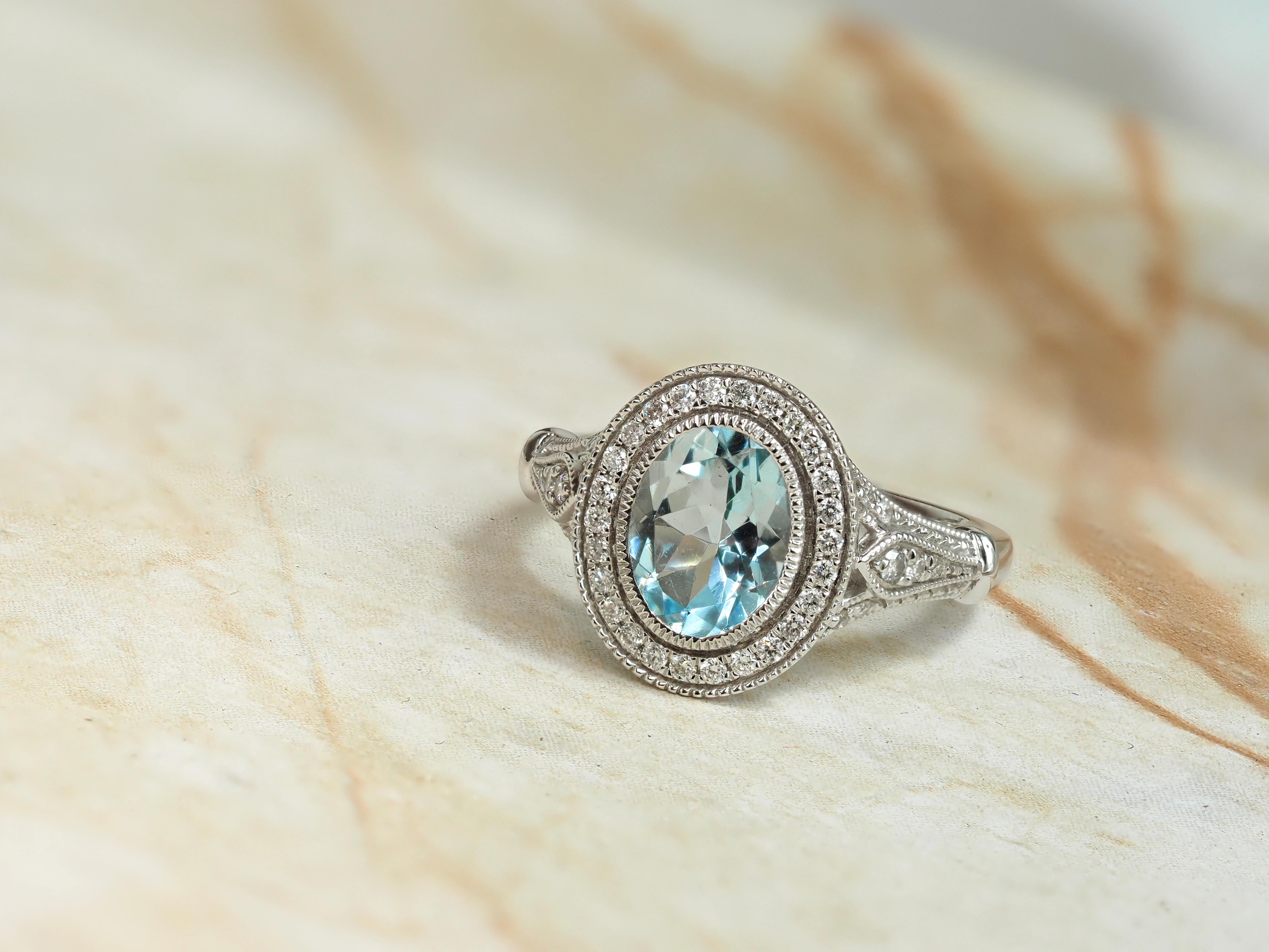 18ct White Gold Vintage Aquamarine and Diamond ring