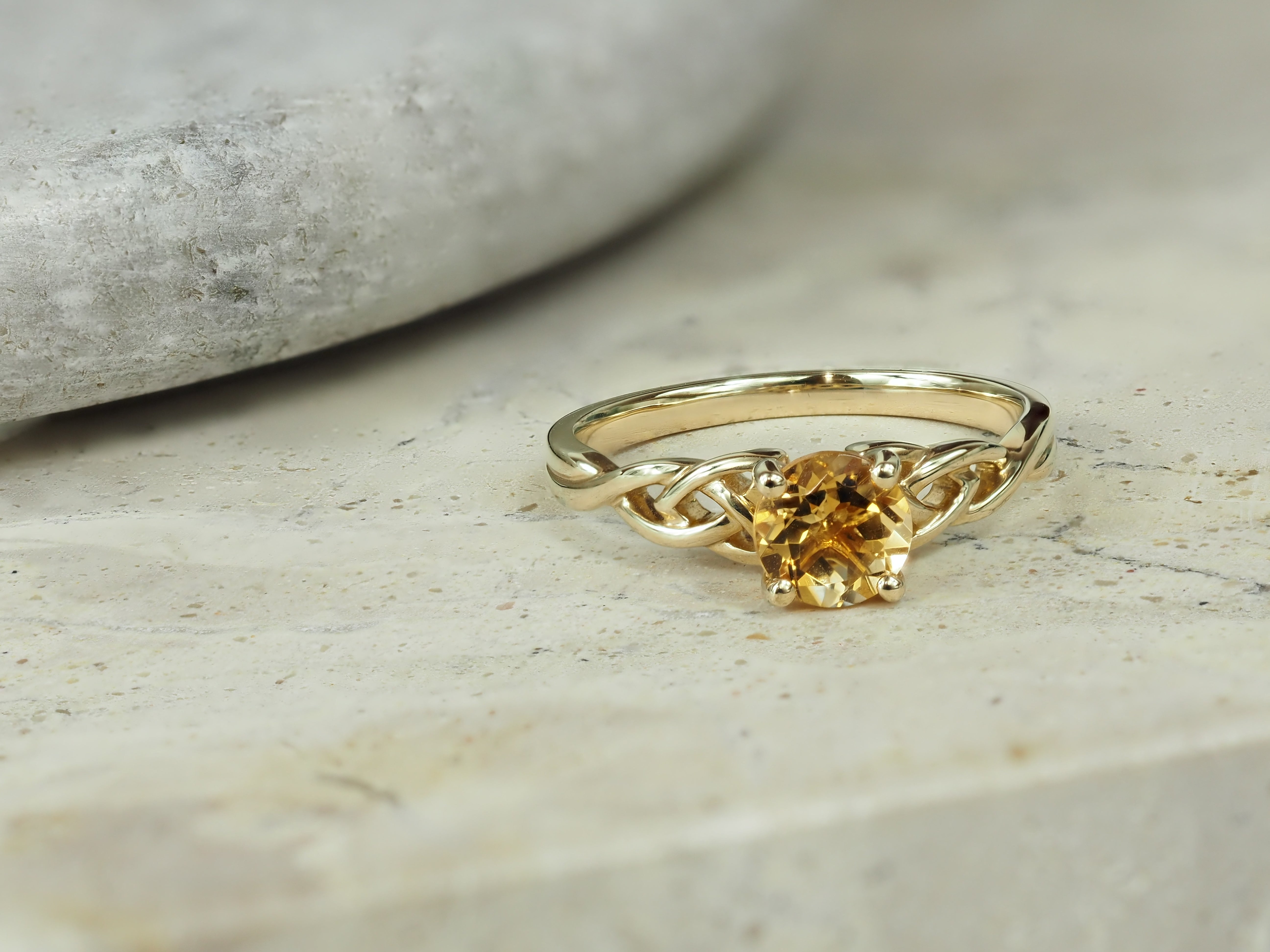 9ct Yellow Gold Citrine ring