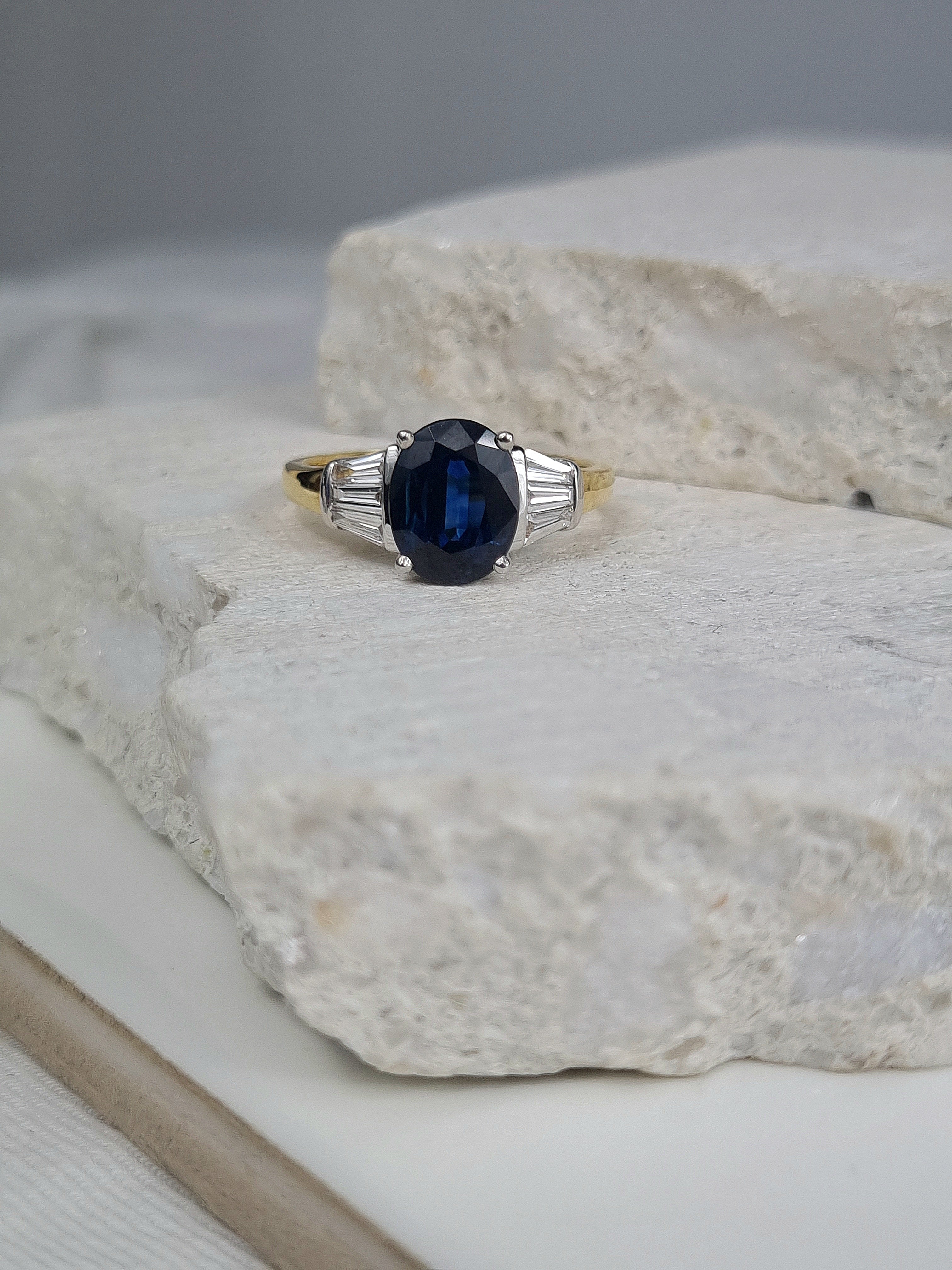 18ct Yellow and White Gold Sapphire and Diamond ring