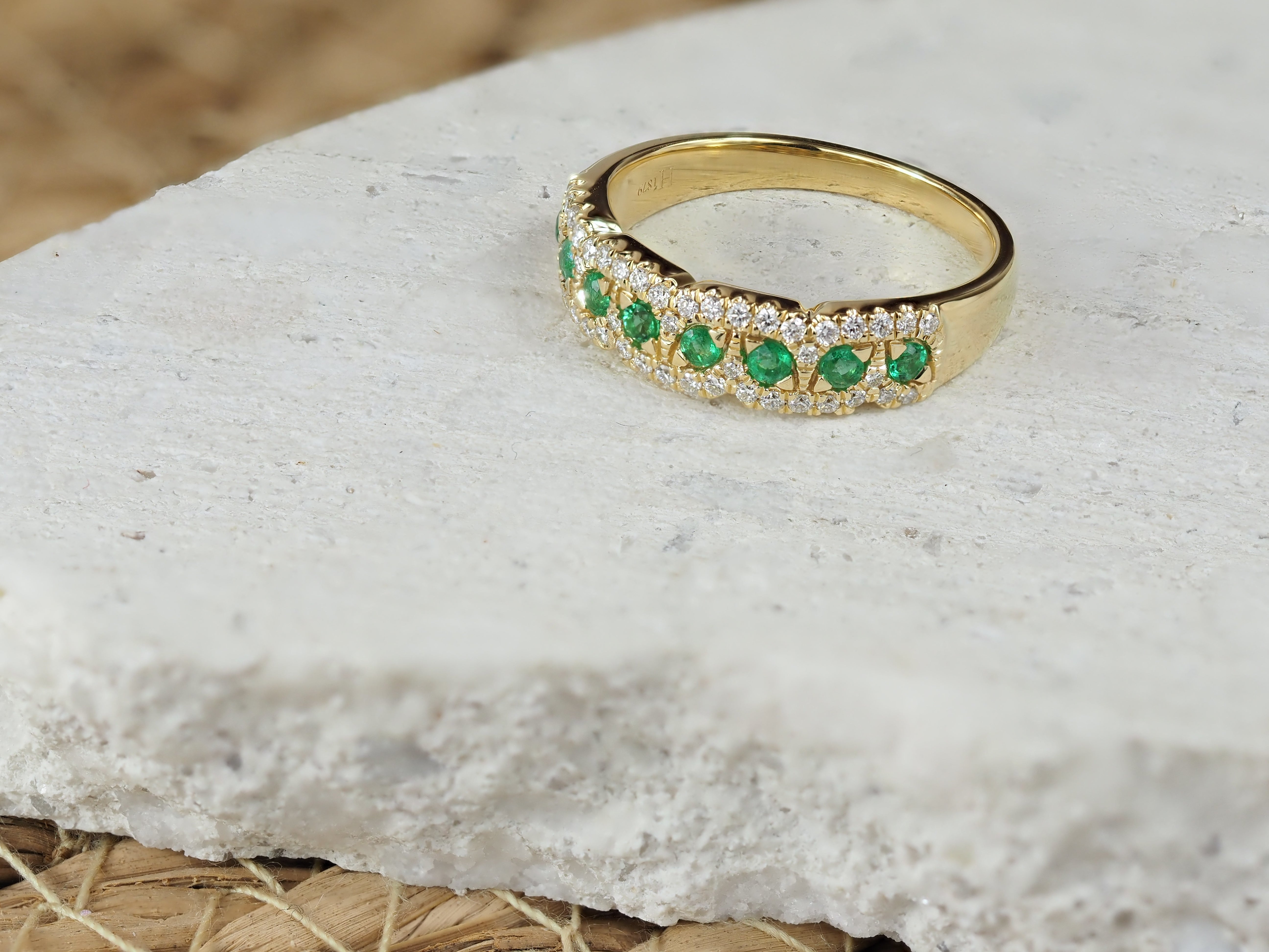 18ct Yellow Gold Emerald and Diamond ring