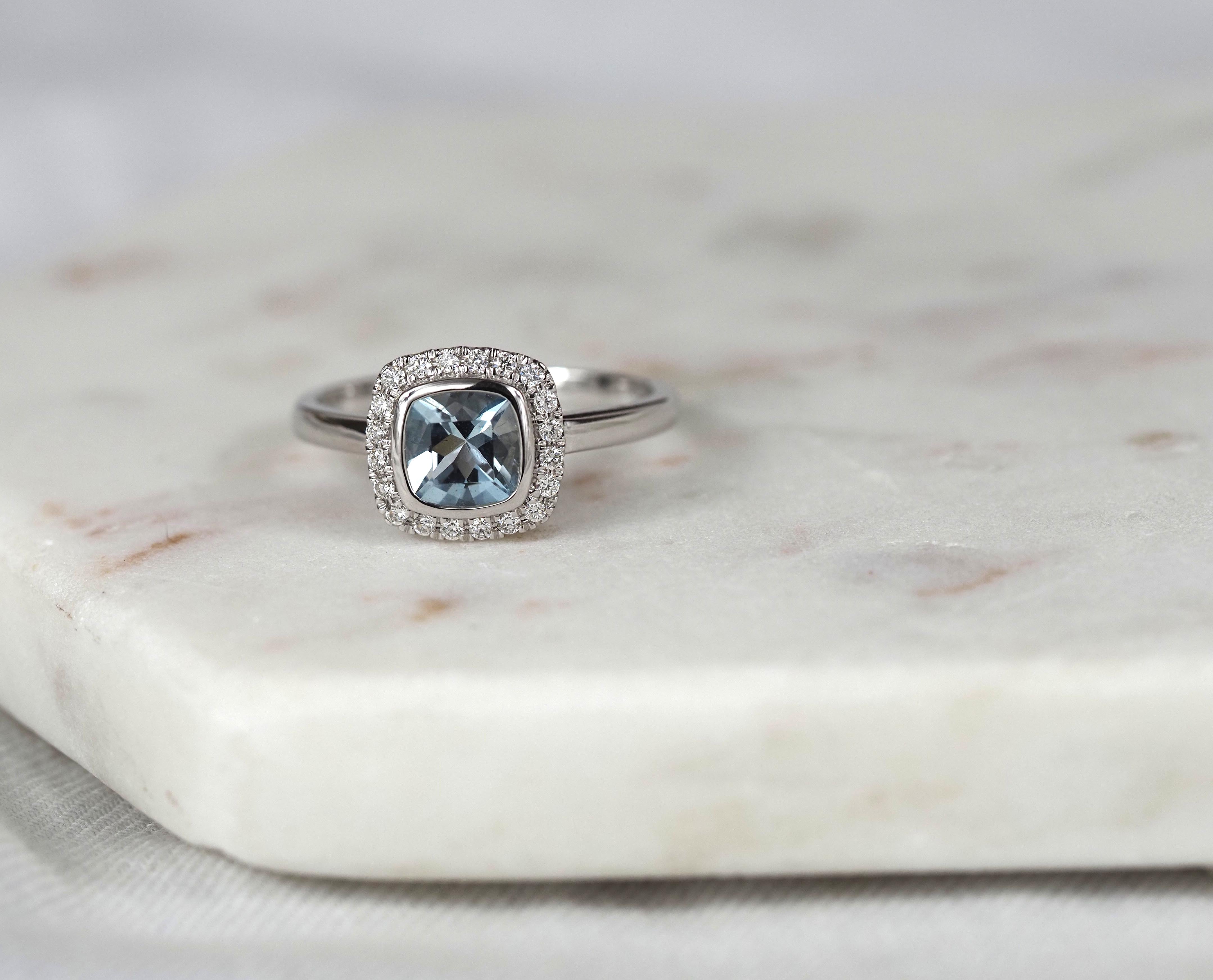 18ct White Gold Aquamarine and Diamond Ring, 6mm Centre