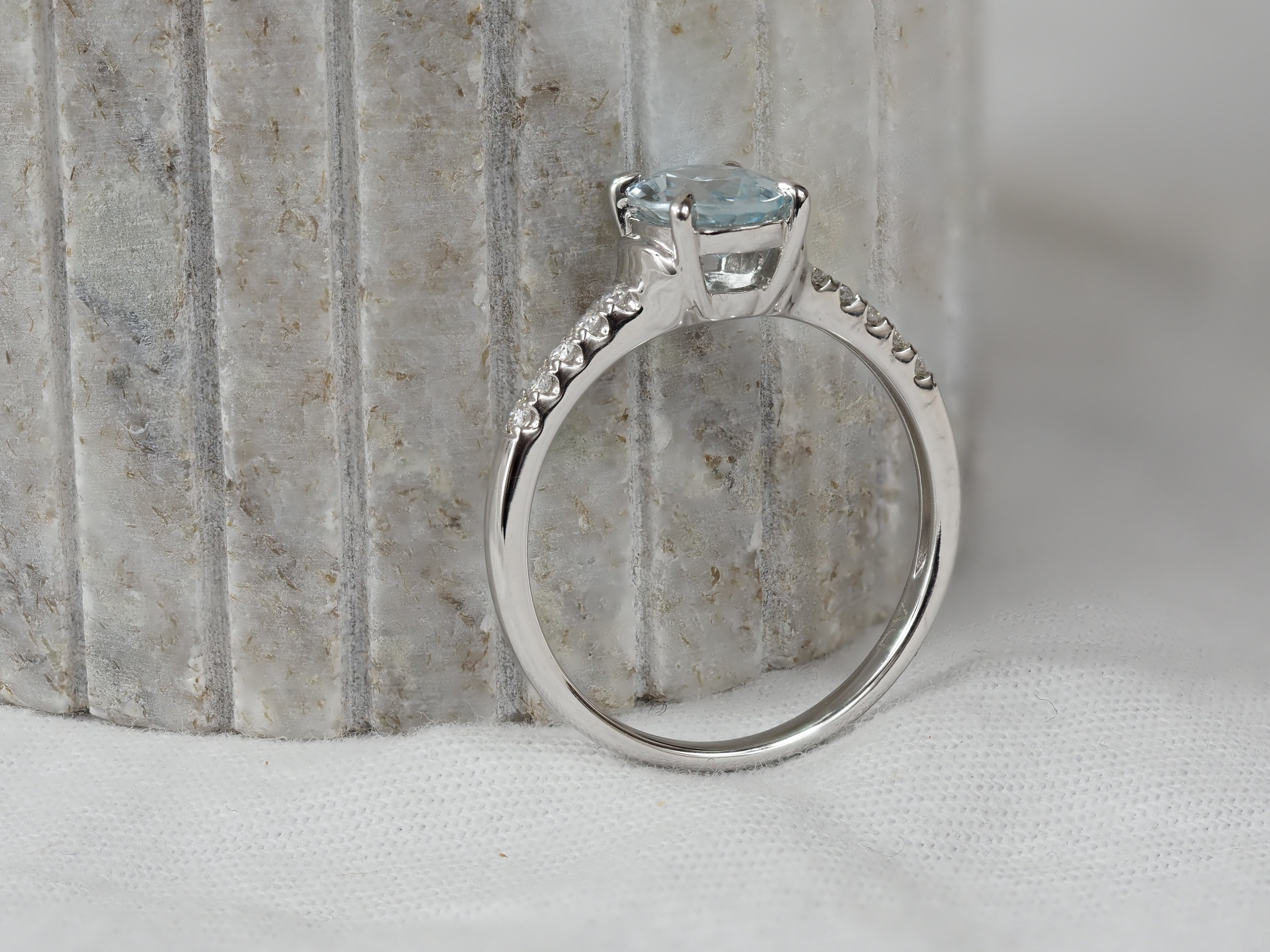 18ct White Gold Aquamarine and Diamond dress ring