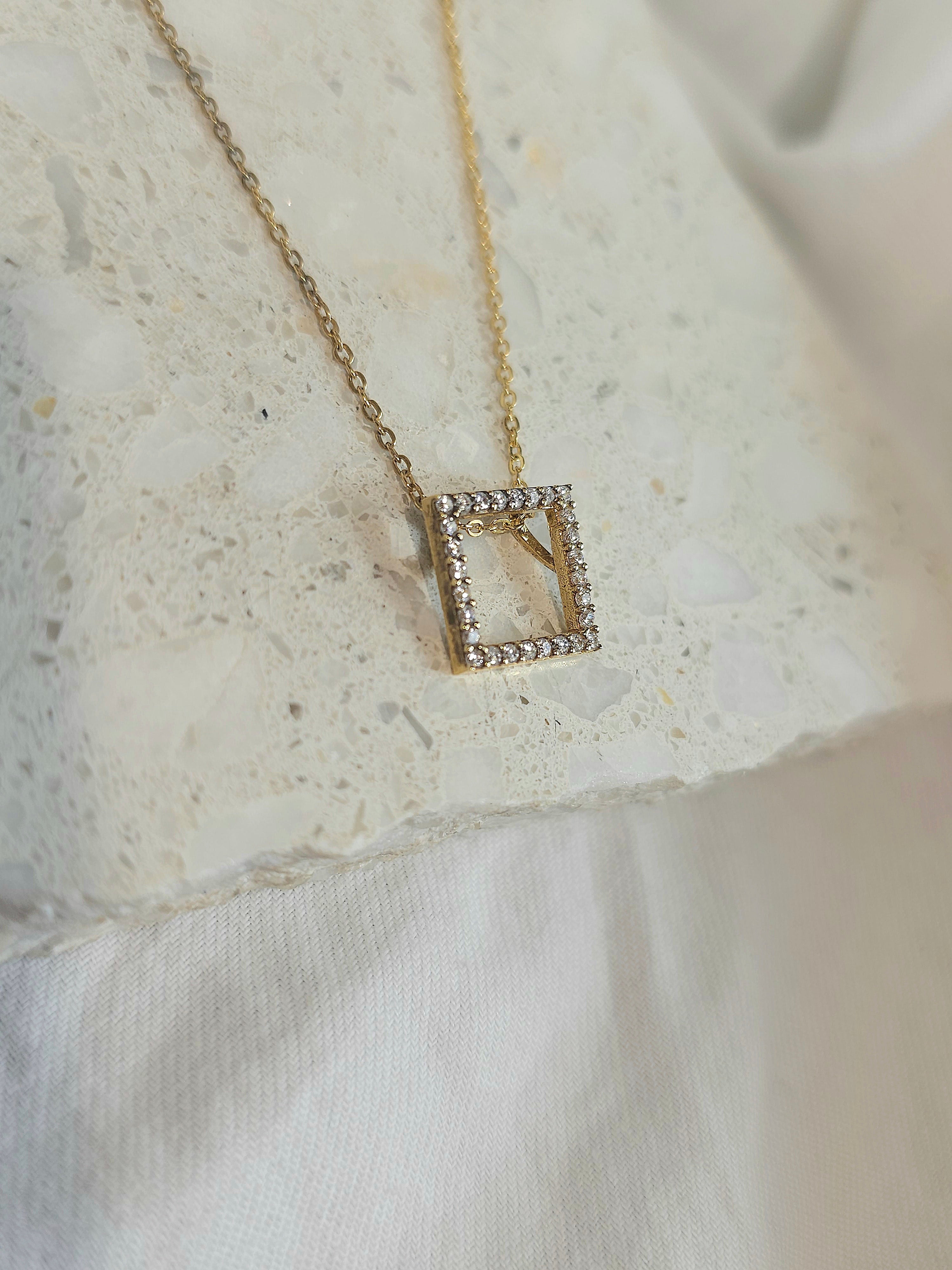 9ct Yellow Gold CZ square pendant necklet