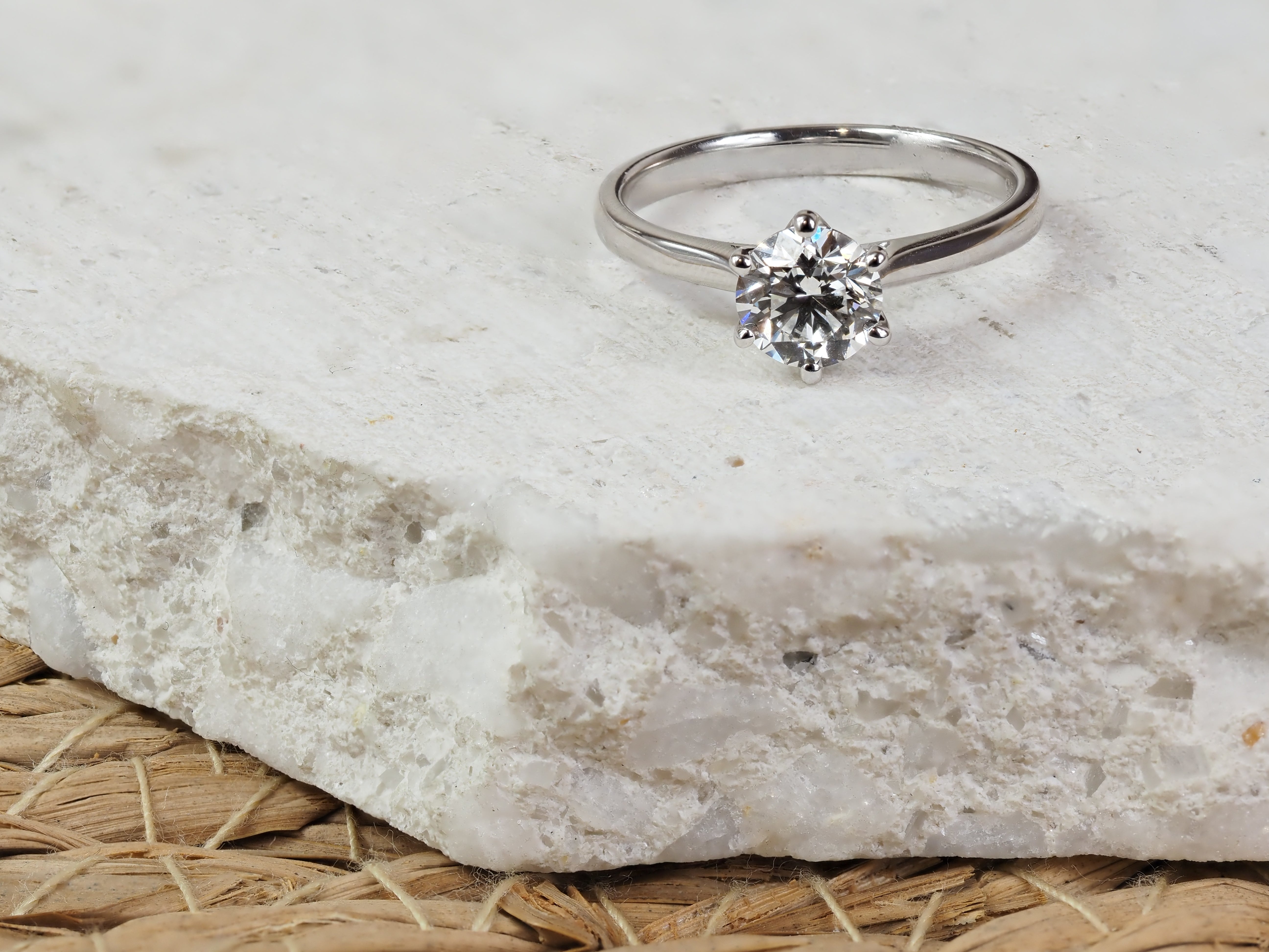 14ct White Gold Round Lab-Grown Diamond Engagement Ring, 1.05ct