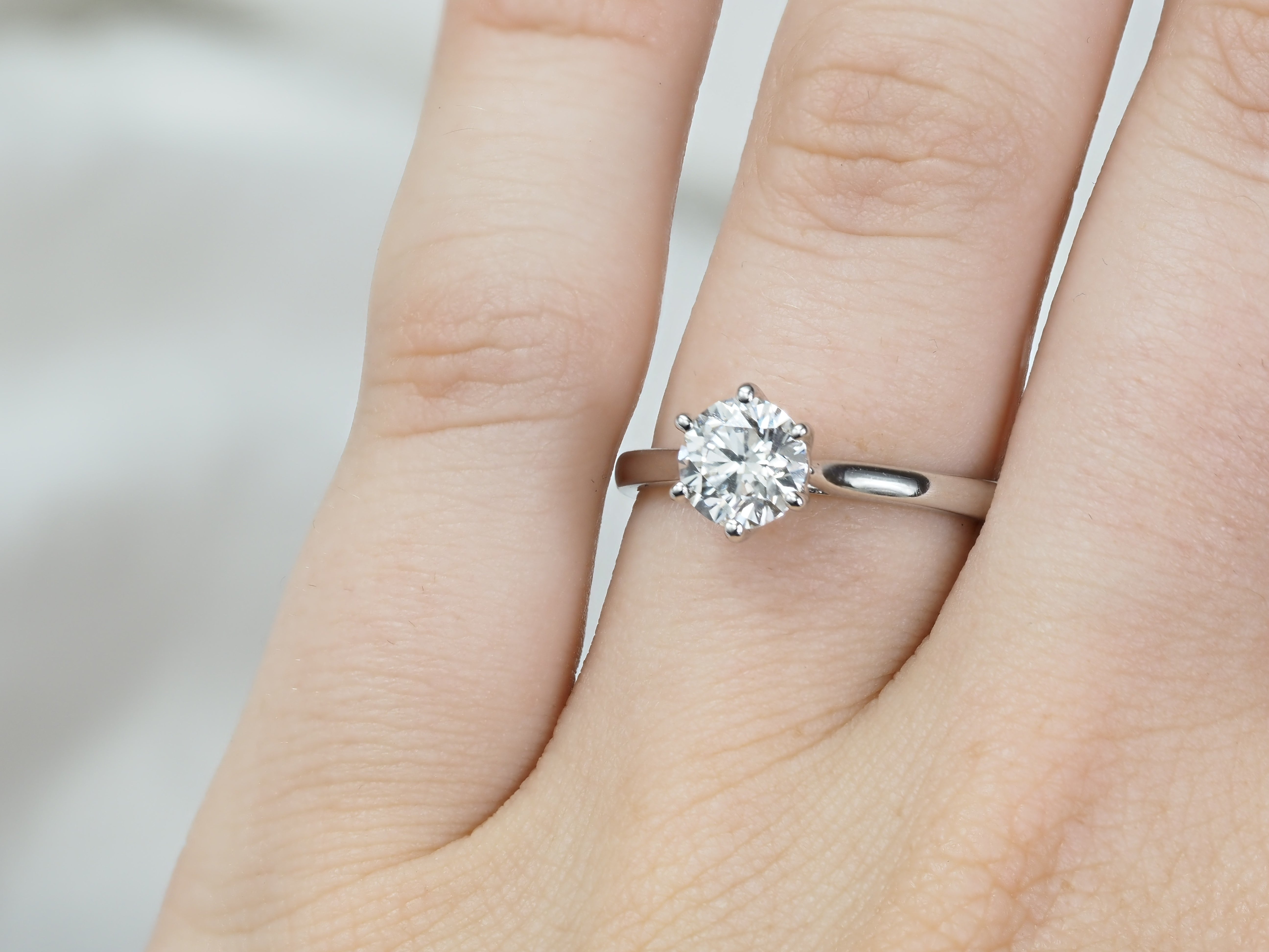14ct White Gold Round Lab-Grown Diamond Engagement Ring, 1.05ct