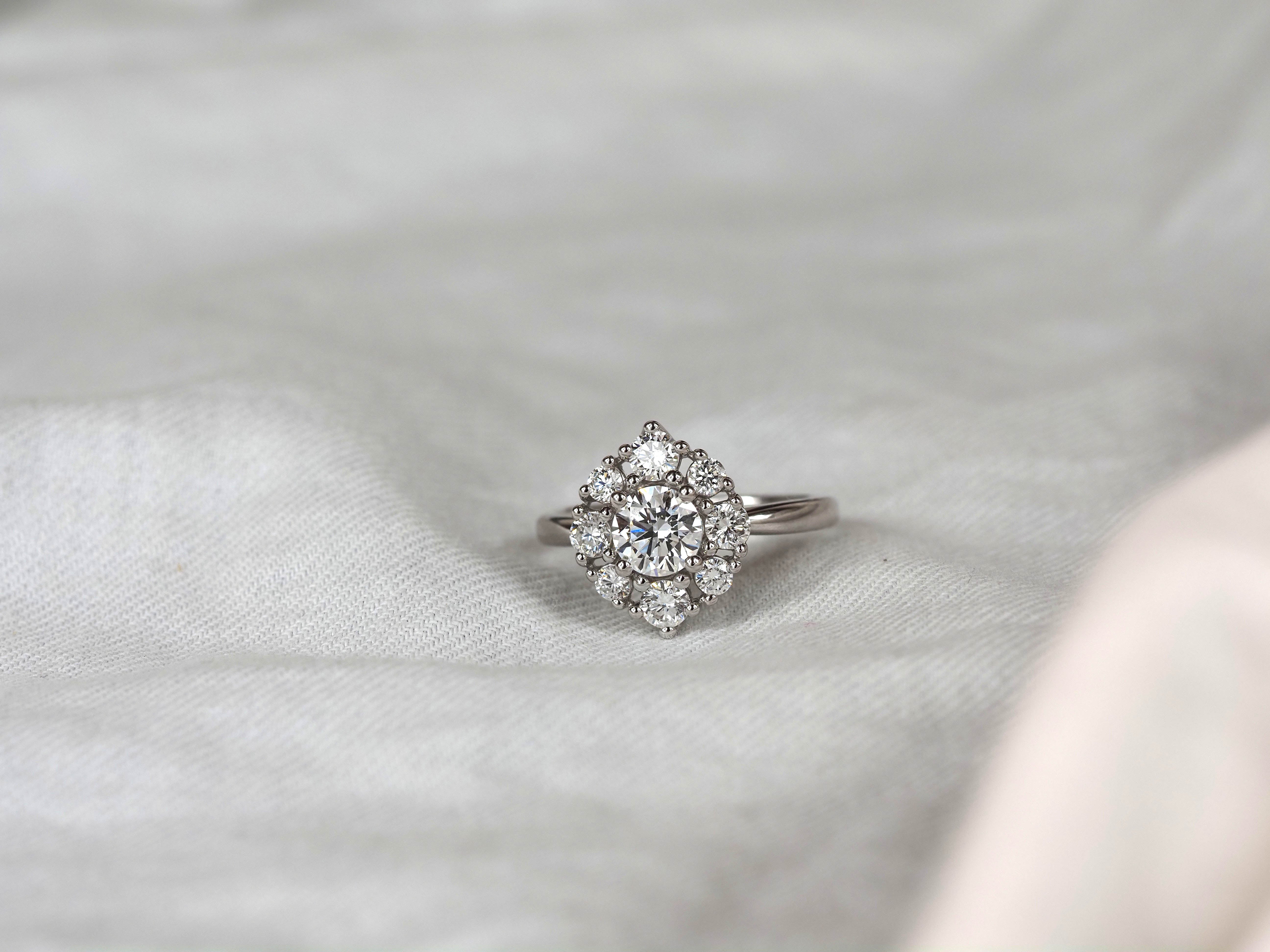 10ct White Gold Lab-Grown Round Brilliant Cut Diamond ring, 1.51ct total