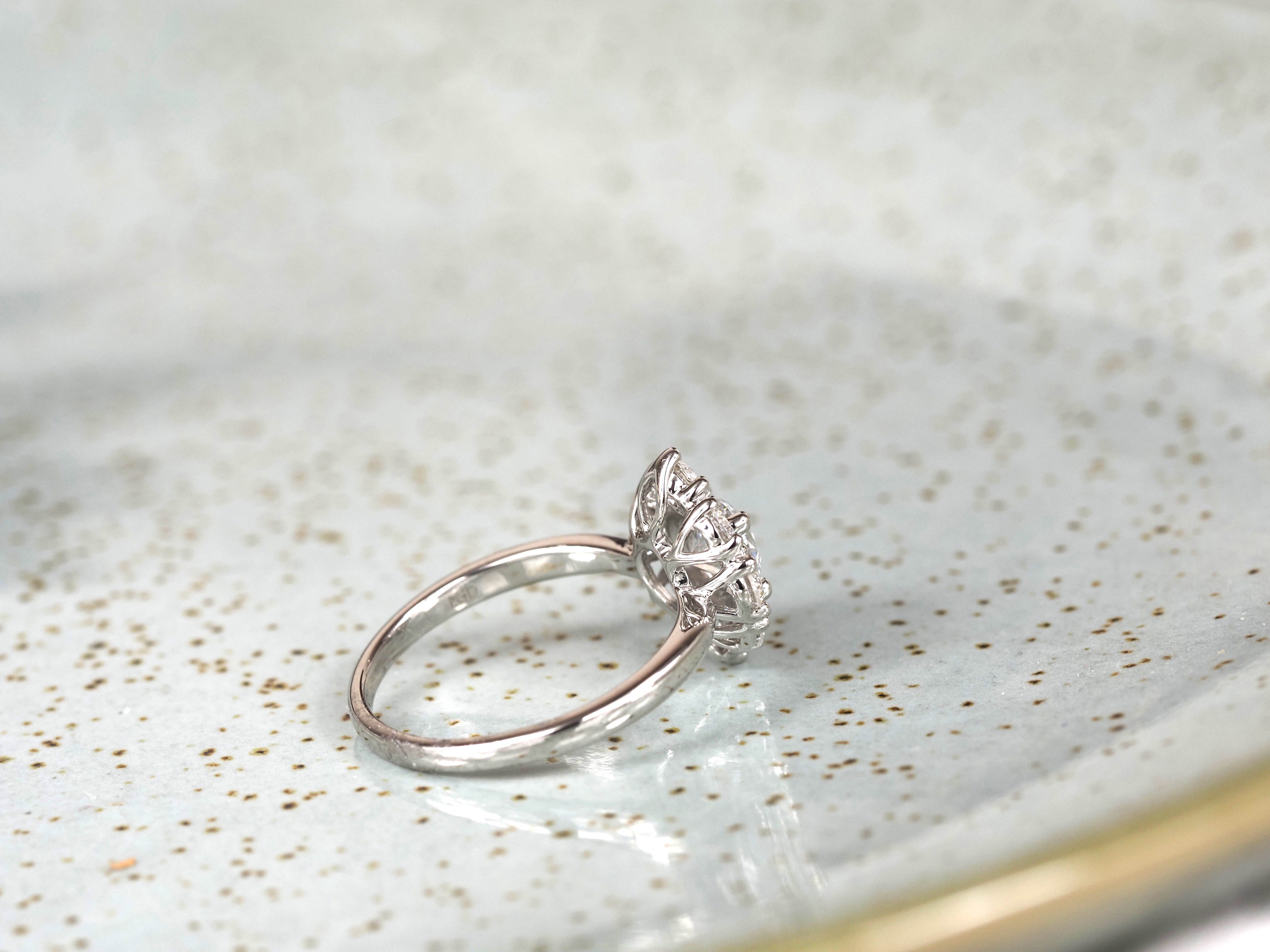 10ct White Gold Lab-Grown Round Brilliant Cut Diamond ring, 1.51ct total