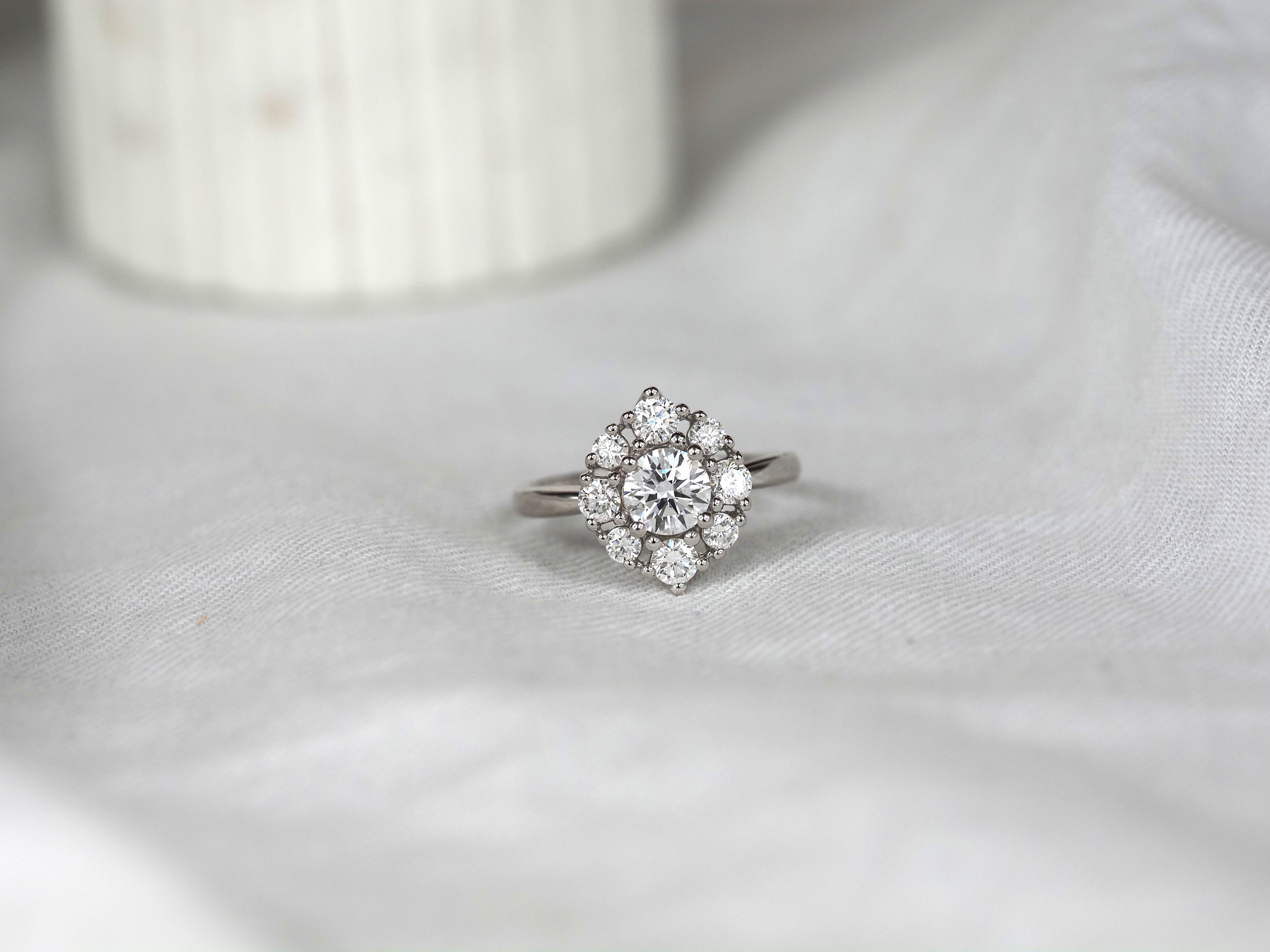 10ct White Gold Lab-Grown Round Brilliant Cut Diamond ring, 1.51ct total