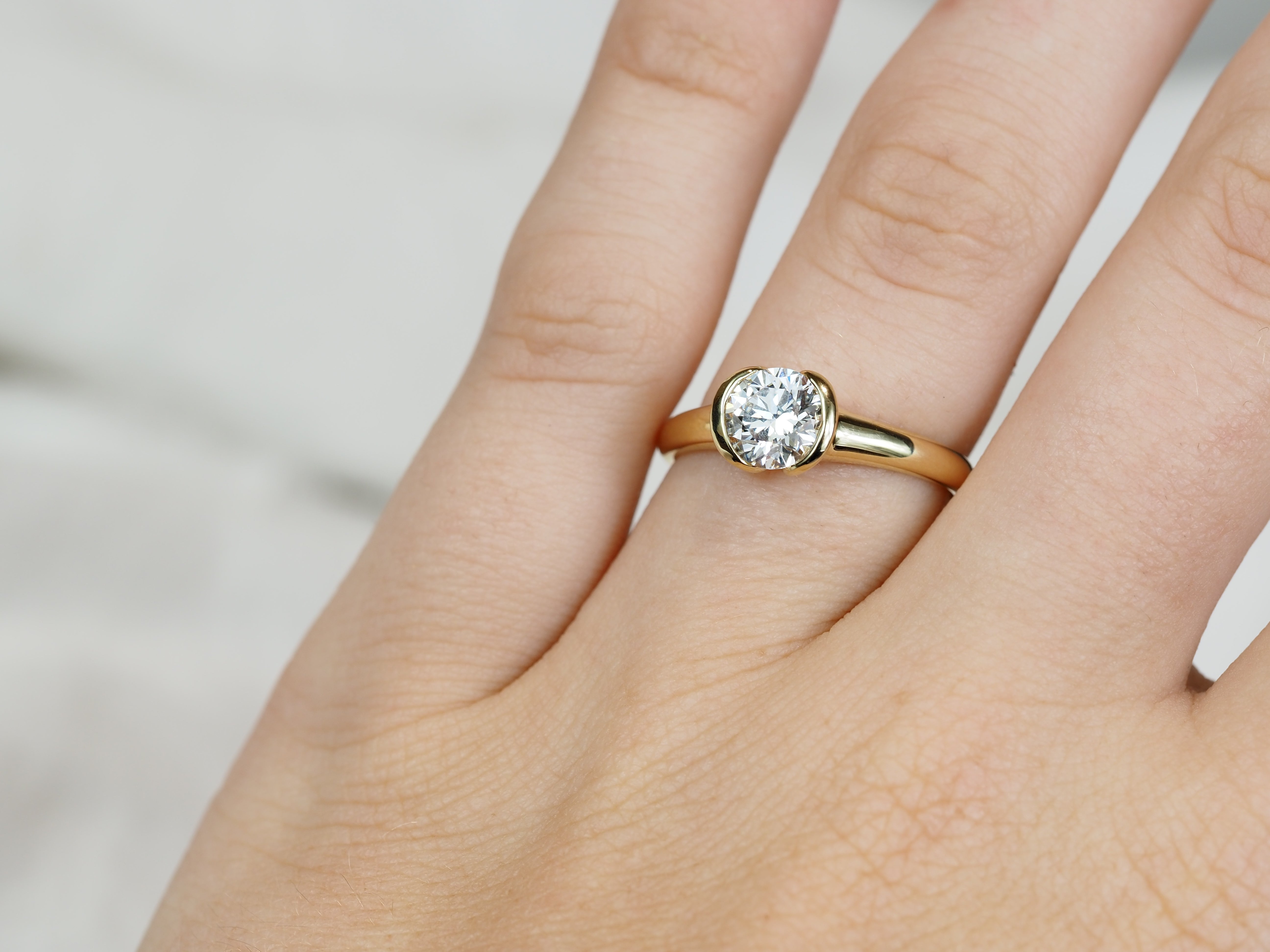 14ct Yellow Gold Round Lab-Grown Diamond Semi-Bezel Ring, 1.03ct