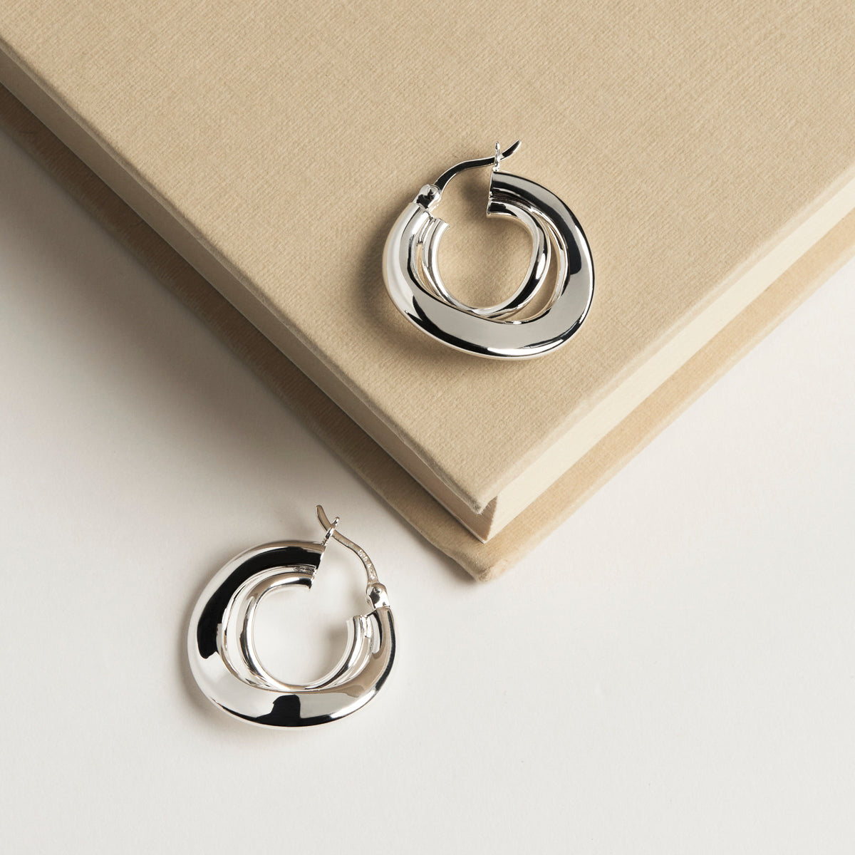 NAJO Sterling Silver Baby Strudel Hoop