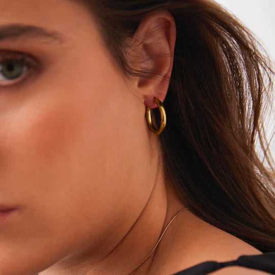Subtle Huggie earring