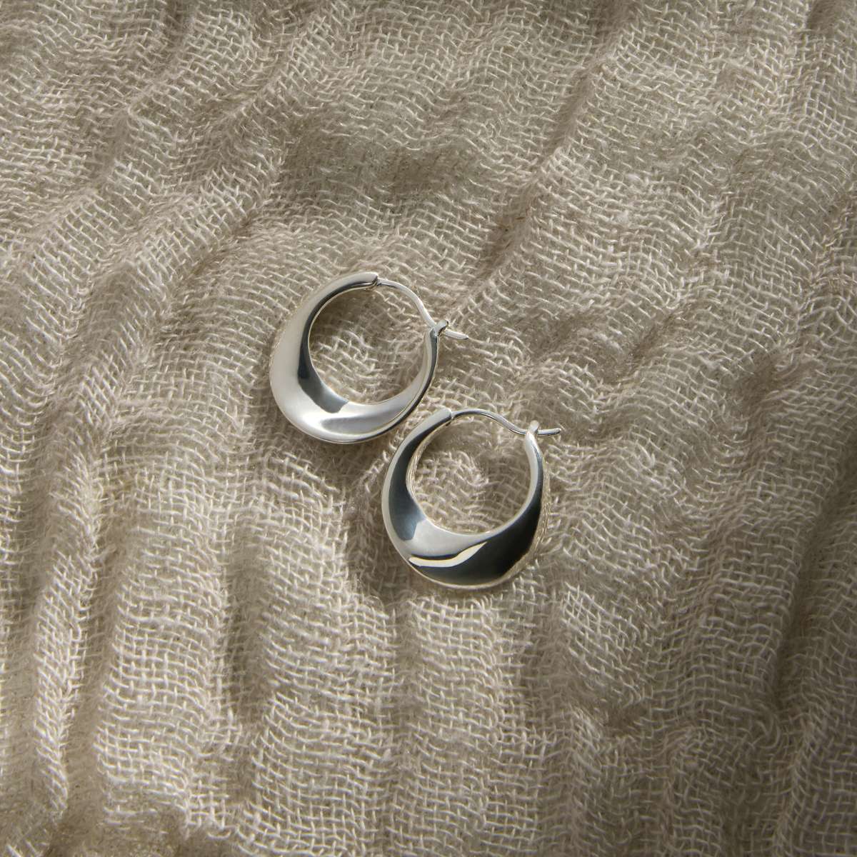 NAJO Rise Earrings Silver