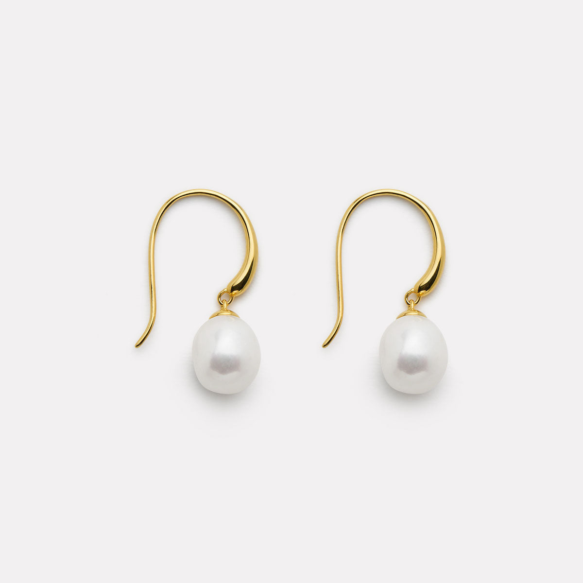 NAJO Ocean Glow Pearl Earrings Yellow Gold Plated