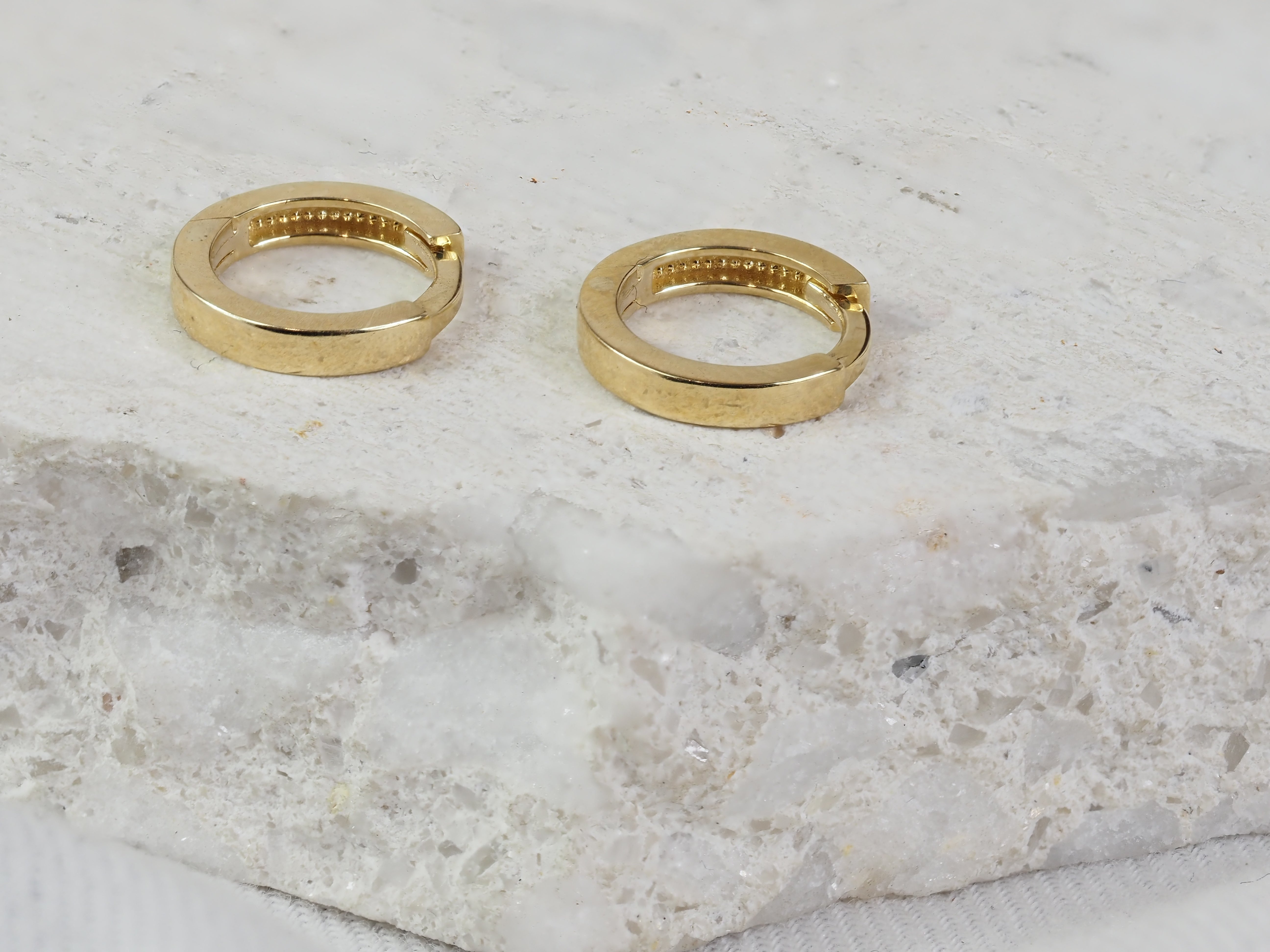 9ct Yellow Gold Huggie Earrings