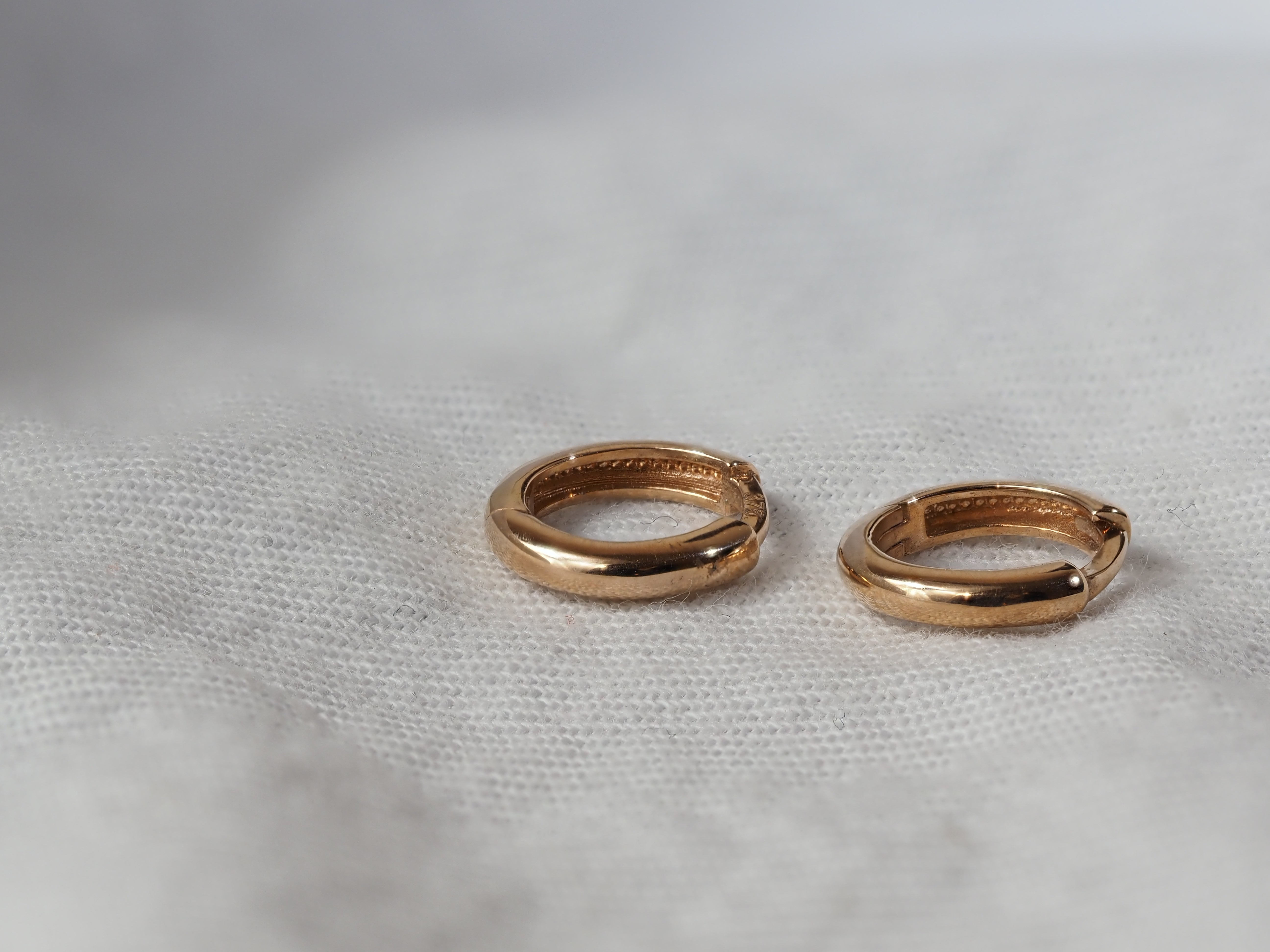 9ct Rose Gold Plain huggies