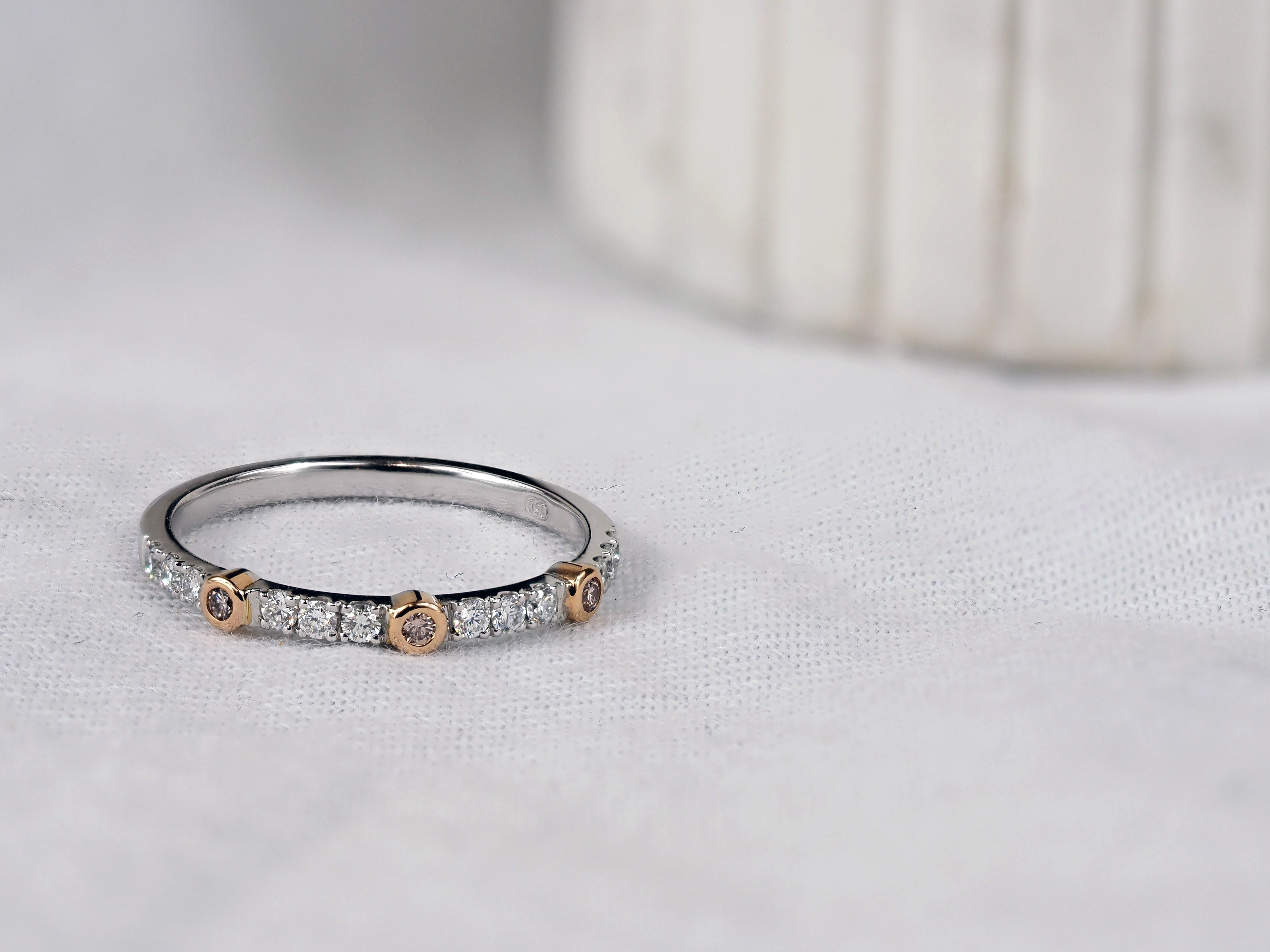 Ellendale 18ct Rose & White Gold diamond ring, 0.25cts total
