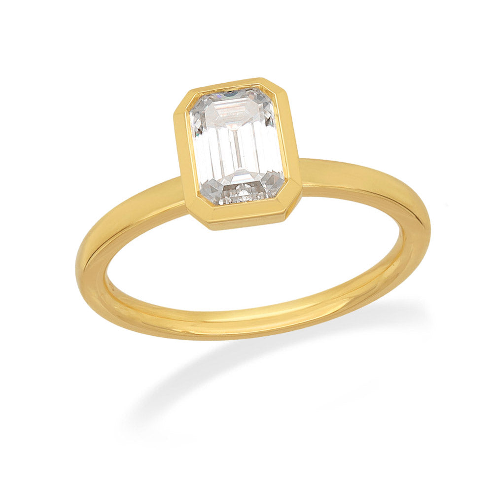 18ct Yellow Gold Emerald Cut Moissanite Solitaire.
