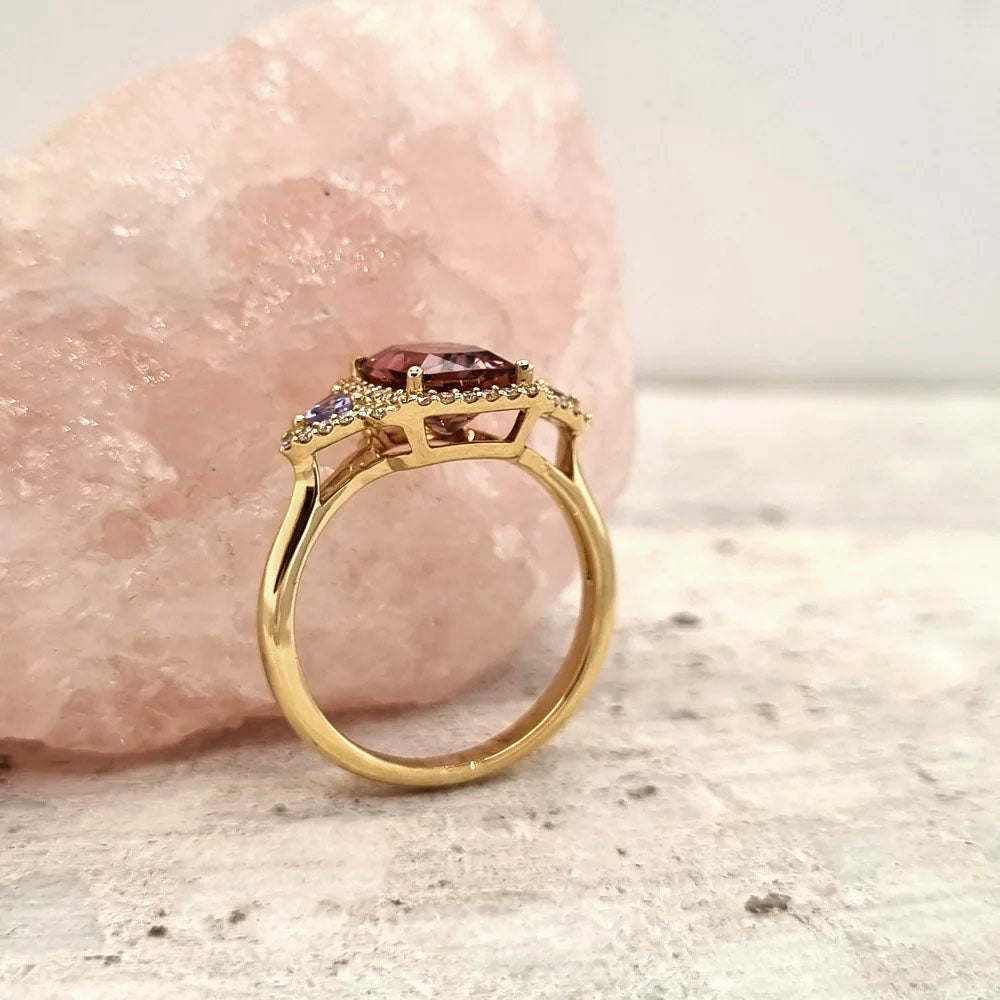 18ct Yellow Gold Pink Tourmaline & Tanzanite Ring