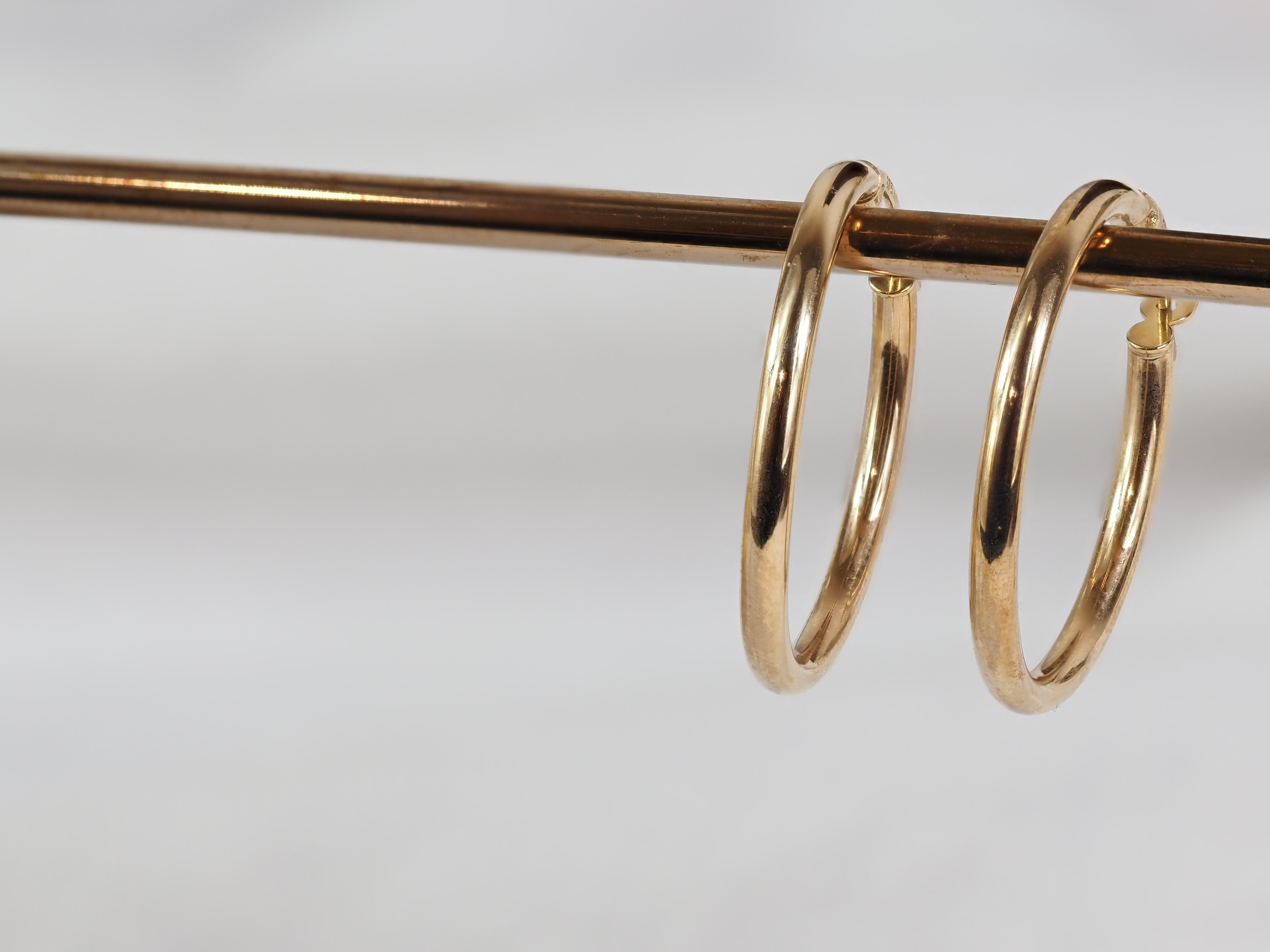 9ct Yellow Gold Hoop Earrings, 20mm