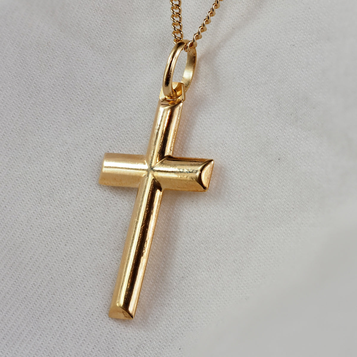 9ct Yellow Gold Half Round Cross Pendant