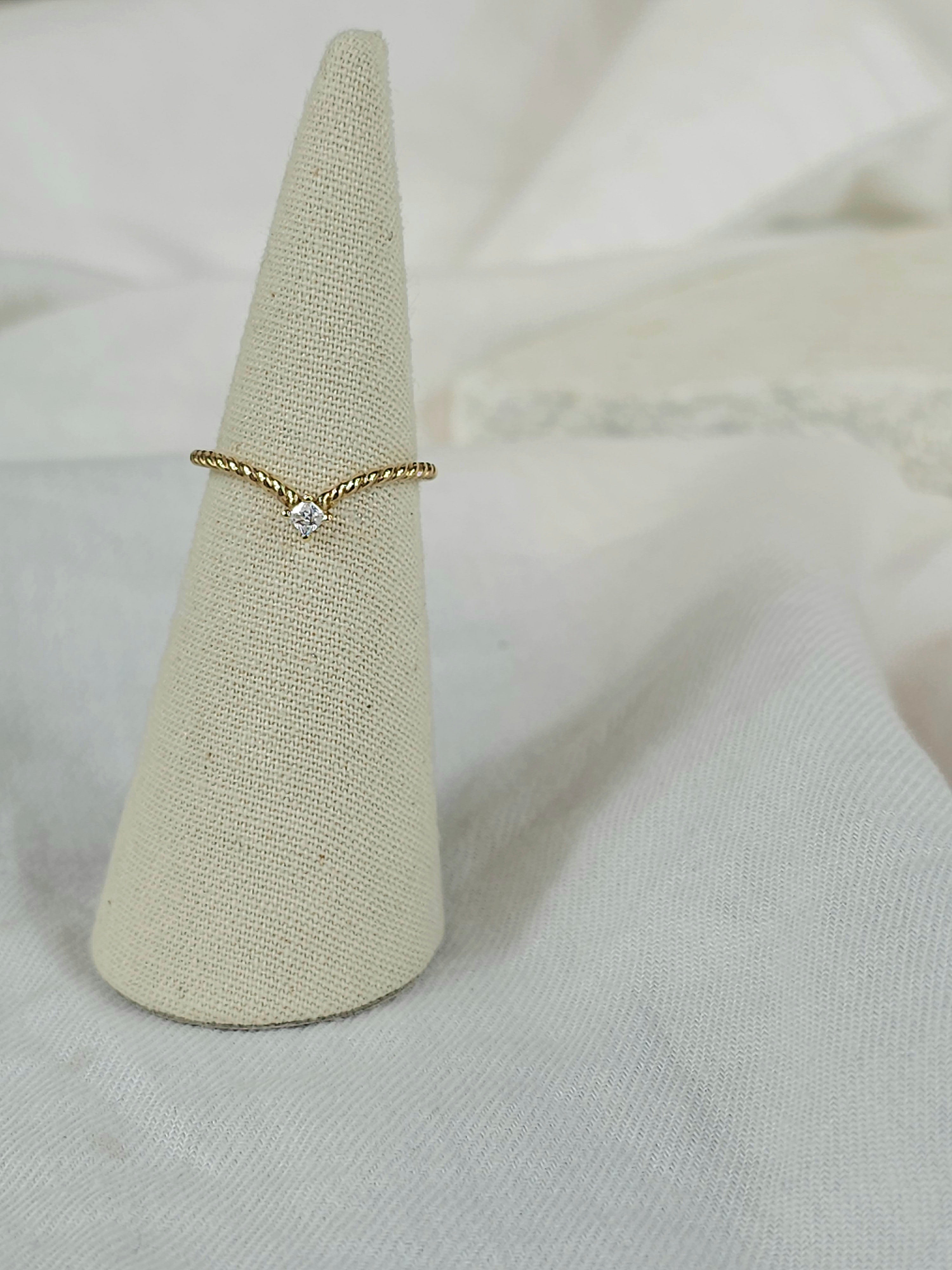 9ct Yellow Gold Twist Band Ring with Cubic Zirconia