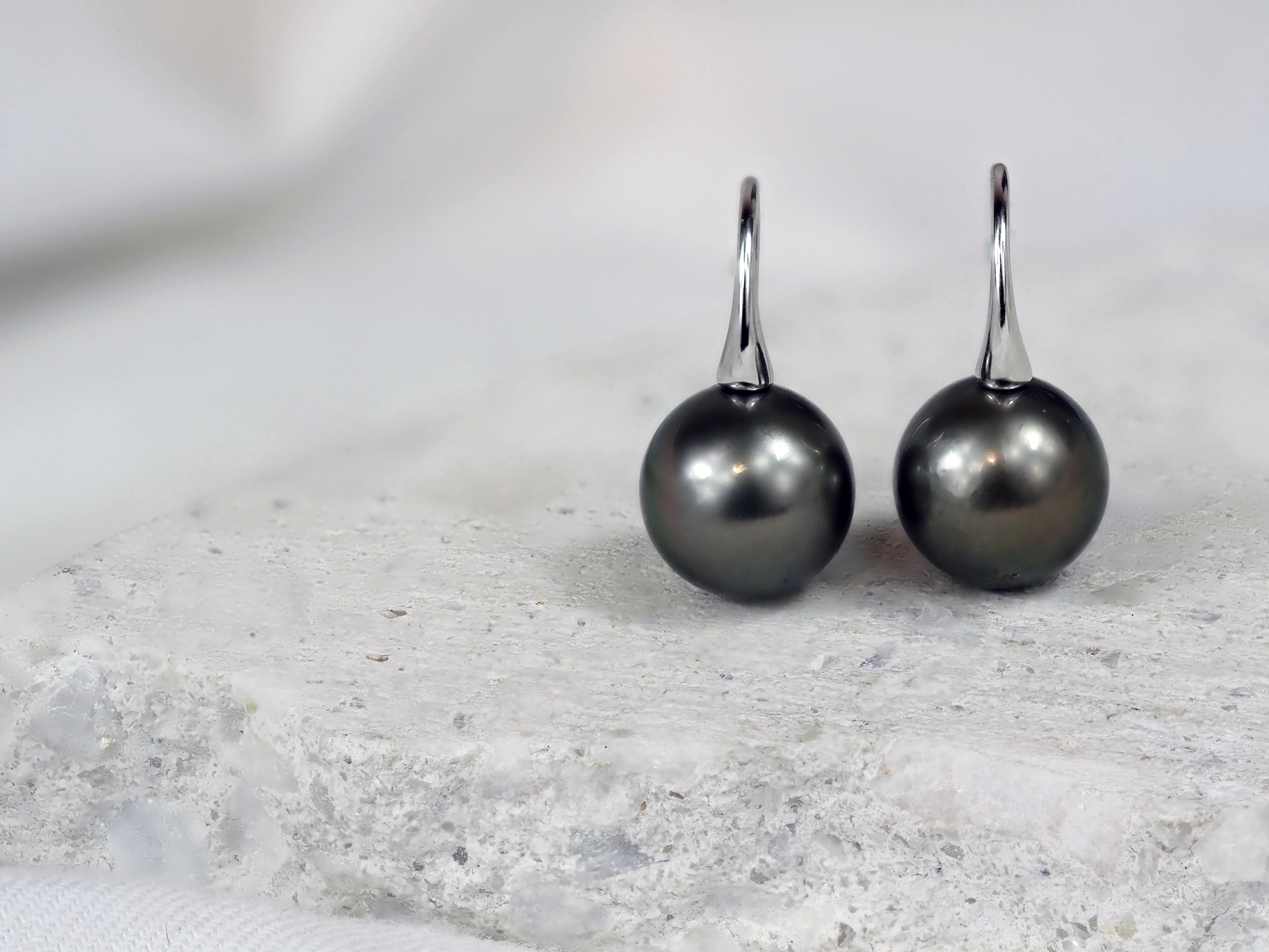 Autore 18ct White Gold Green Tahitian Pearl Drop Earrings, 10mm