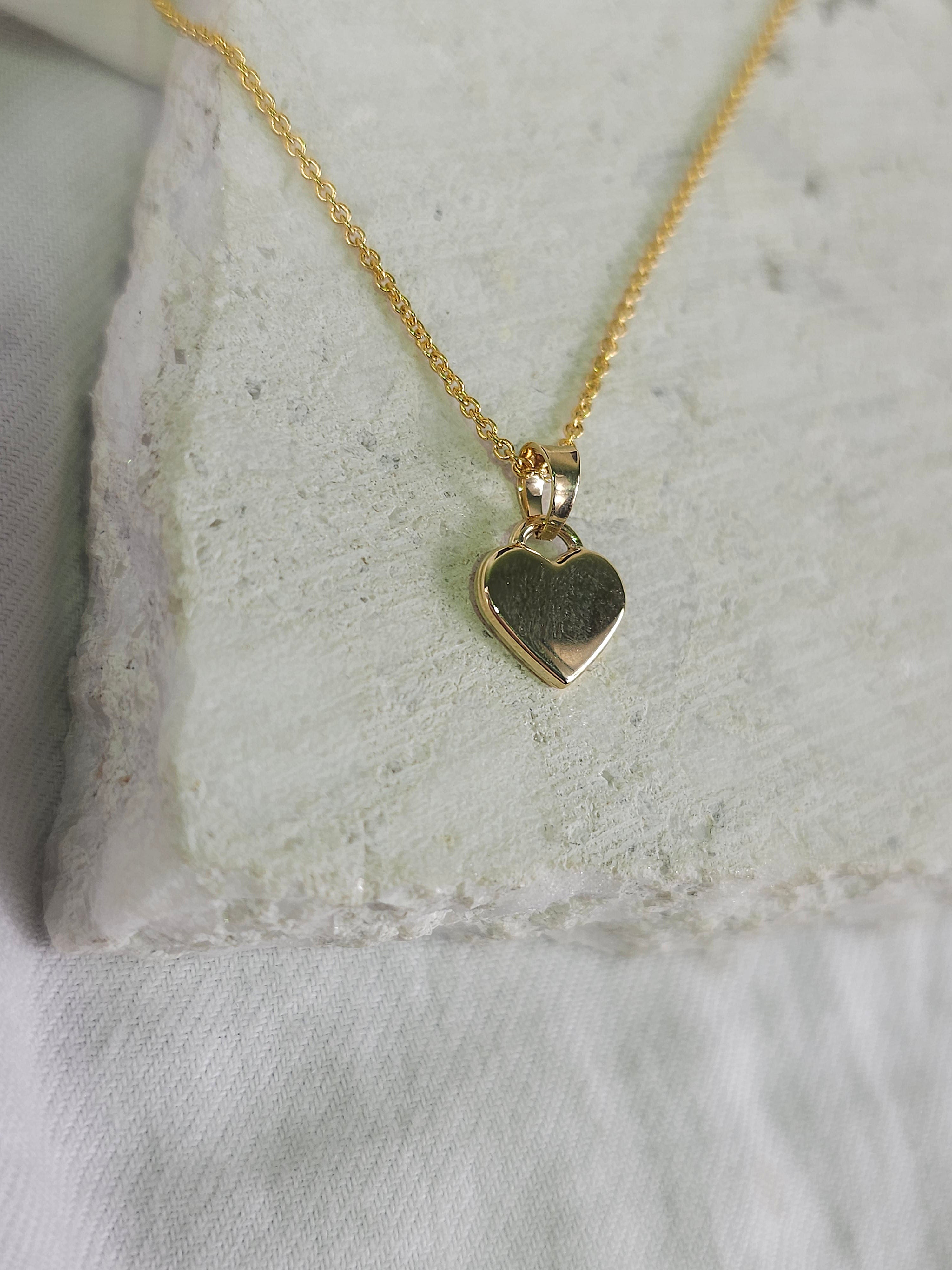 9ct Yellow Gold Polished Flat Heart pendant